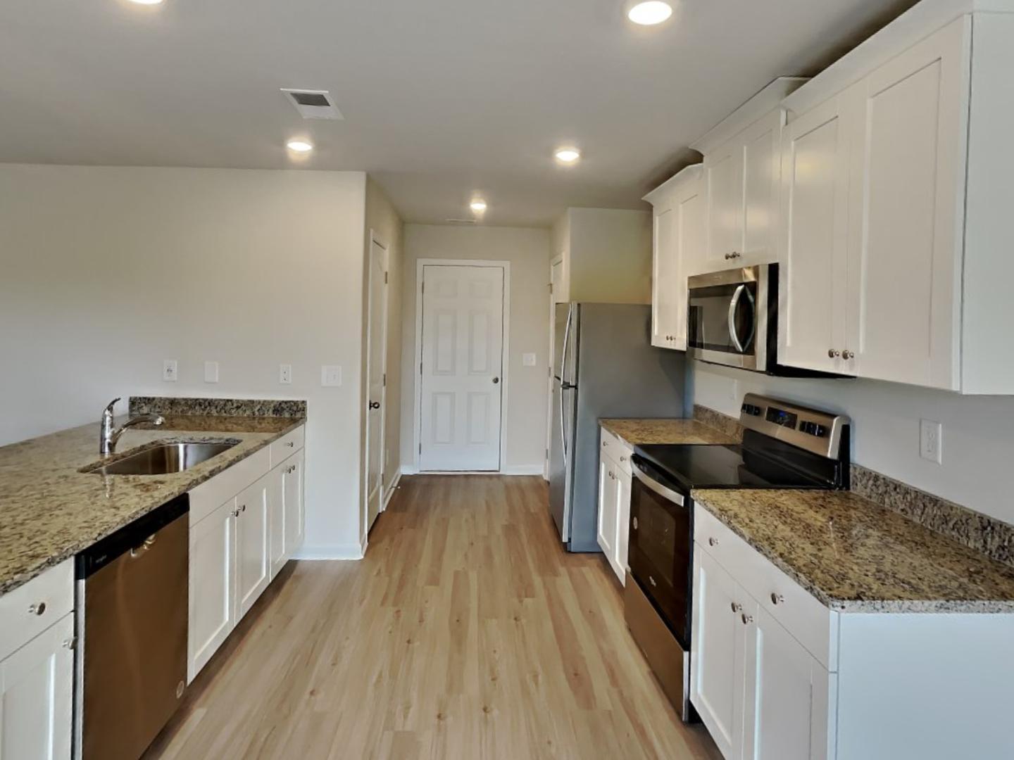 195 Royal Meadow Drive Property Photo 4