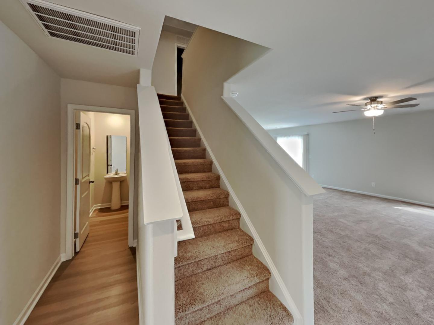 195 Royal Meadow Drive Property Photo 8