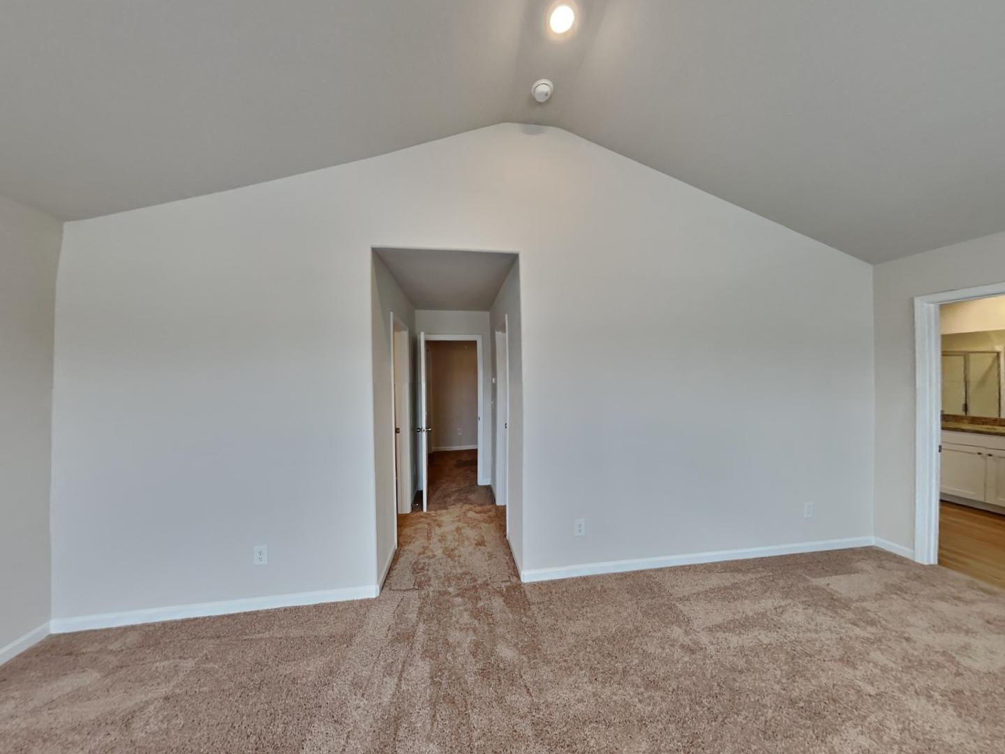 195 Royal Meadow Drive Property Photo 9