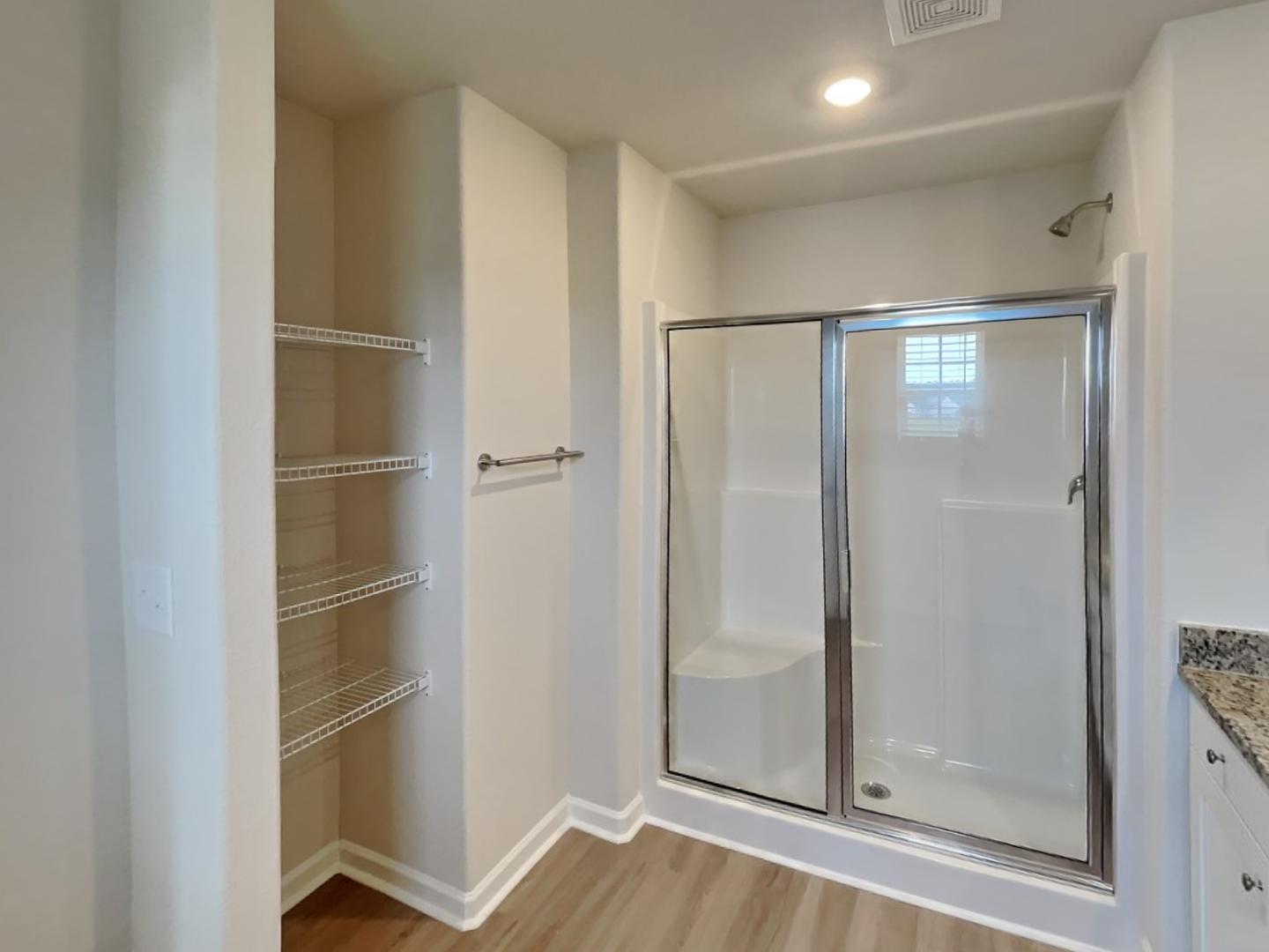 195 Royal Meadow Drive Property Photo 12