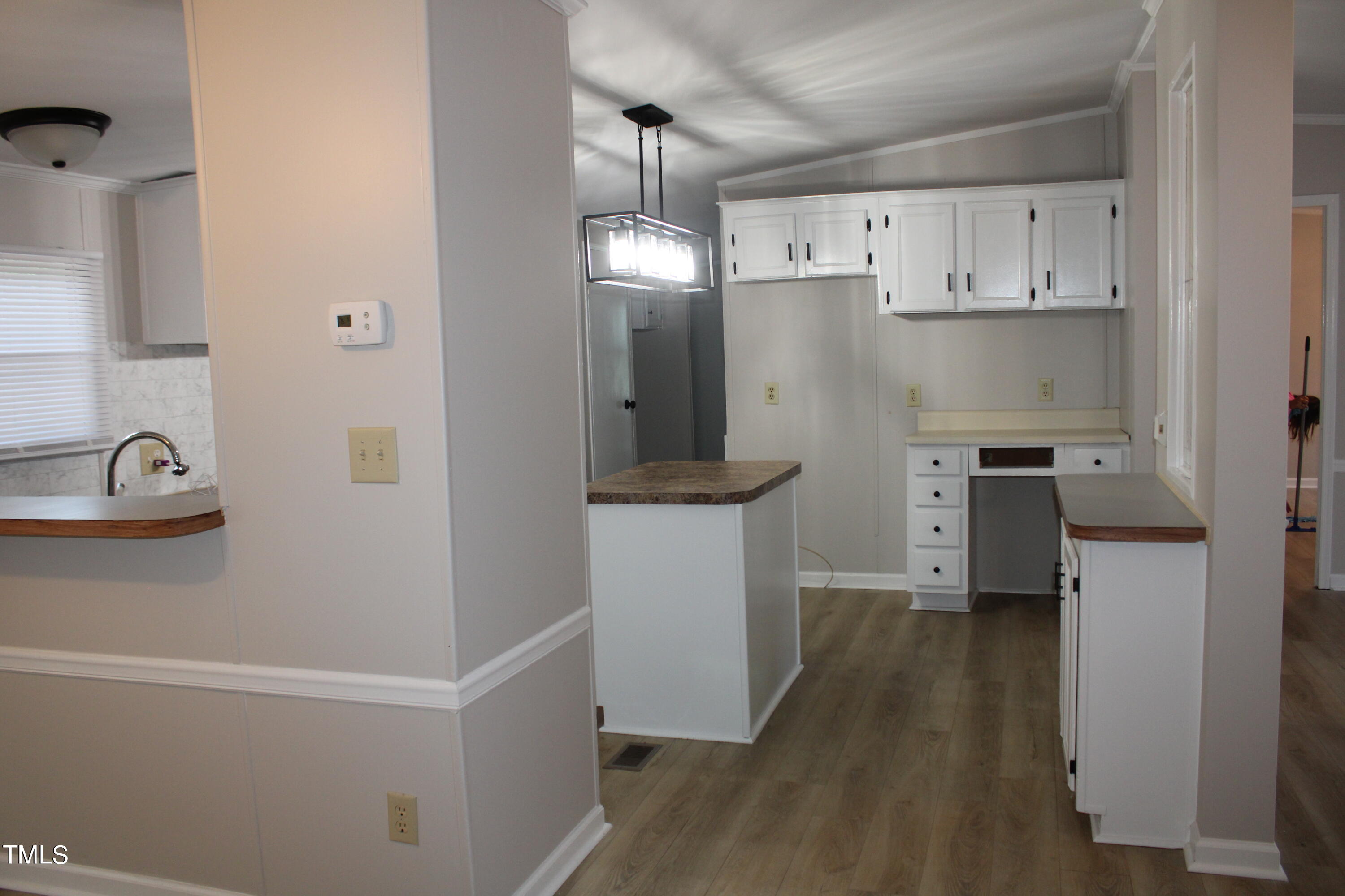 515 W 7th Street Property Photo 57