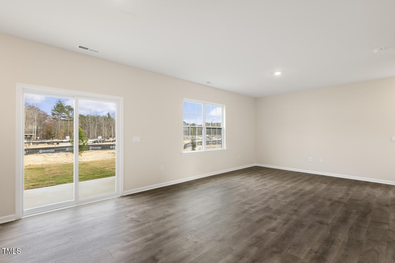 1033 Leo Minor Lane Property Photo 14