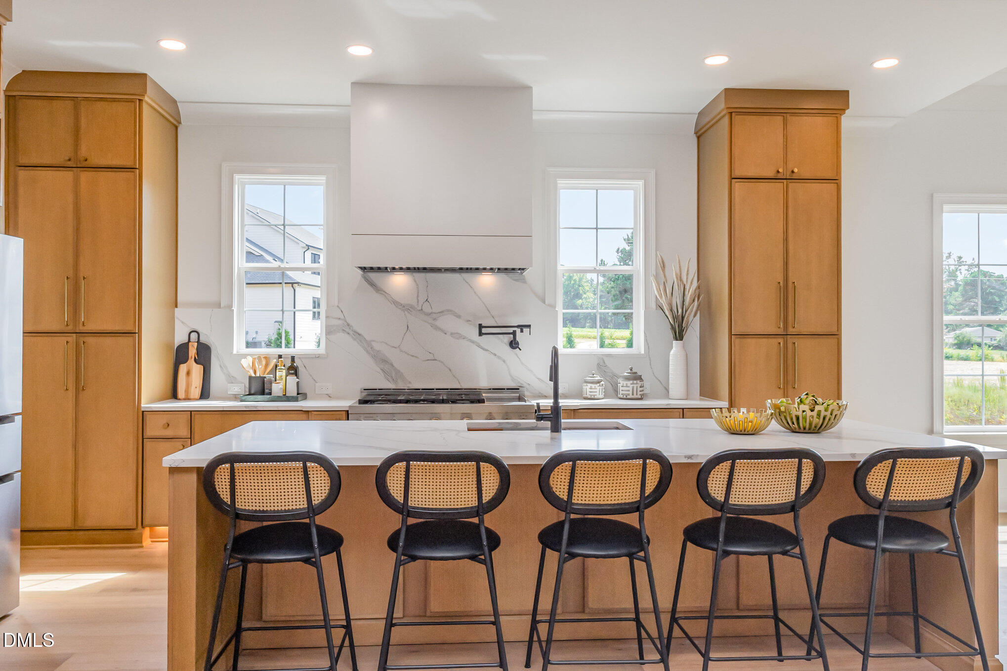 3709 Joyful Creek Trail Property Photo 8