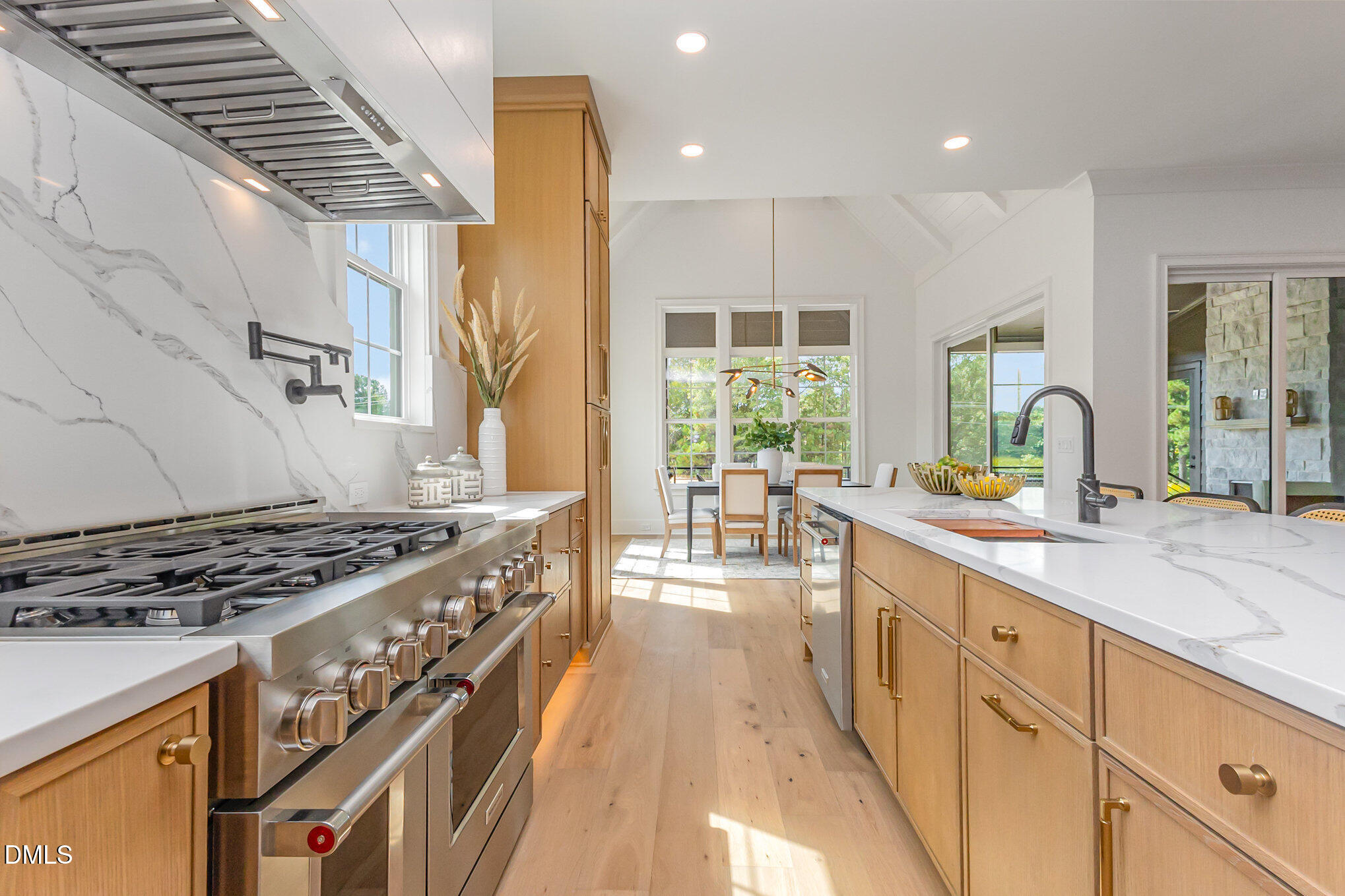 3709 Joyful Creek Trail Property Photo 12