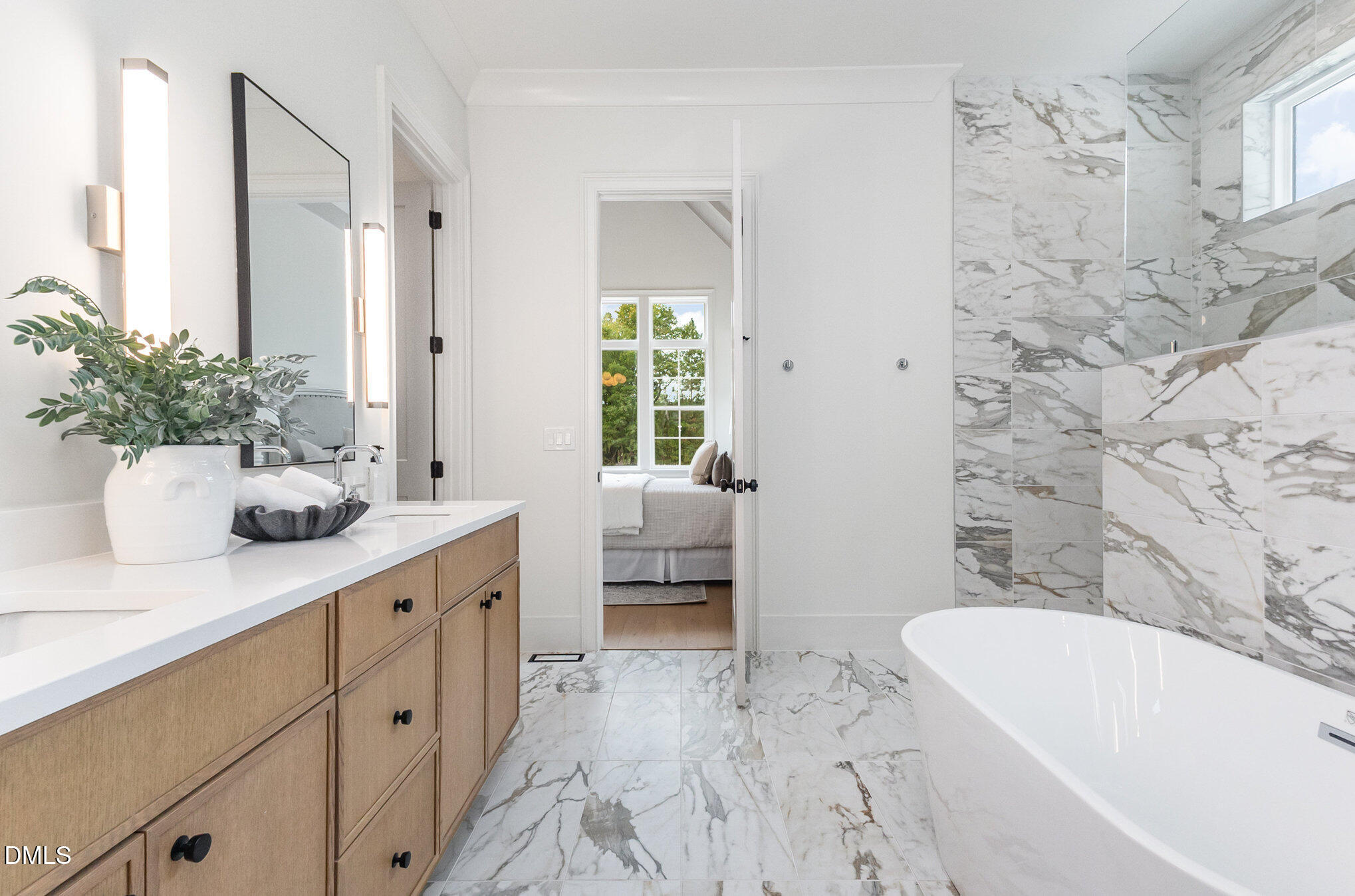 3709 Joyful Creek Trail Property Photo 24