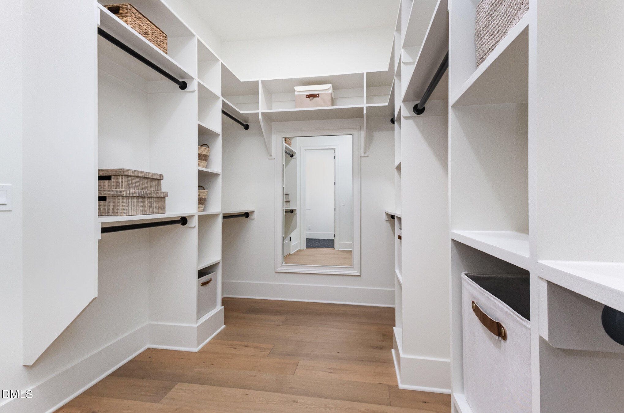 3709 Joyful Creek Trail Property Photo 31