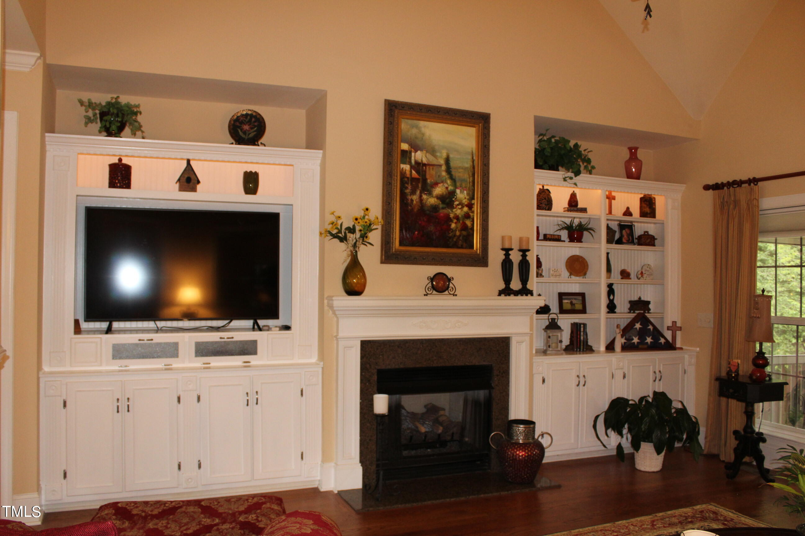 3331 Lazy Lane Property Photo 4