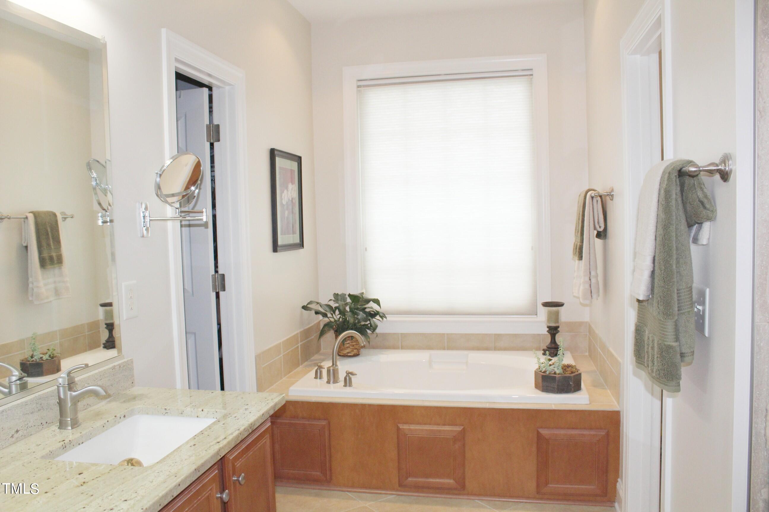 3331 Lazy Lane Property Photo 16