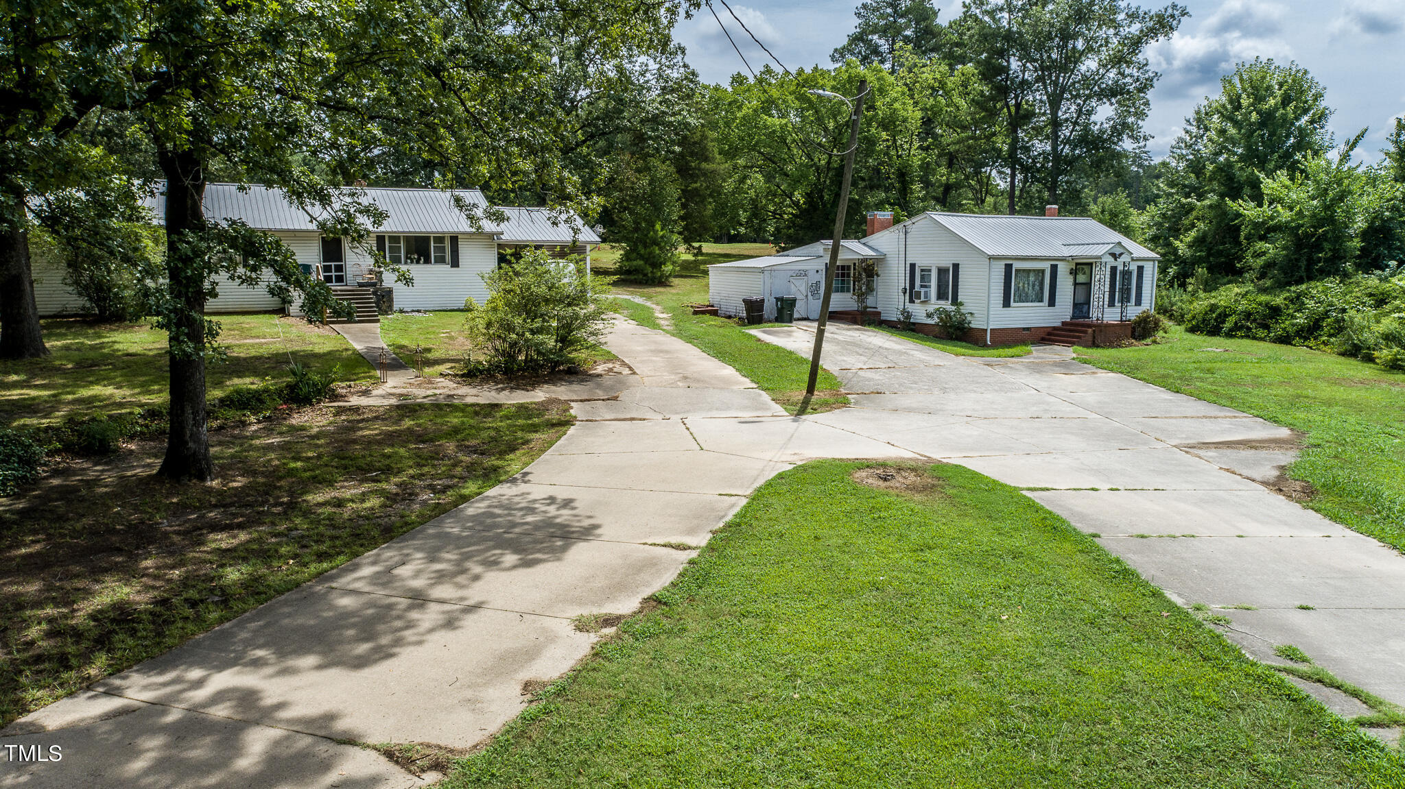 10416 Chapel Hill Road Property Photo 6