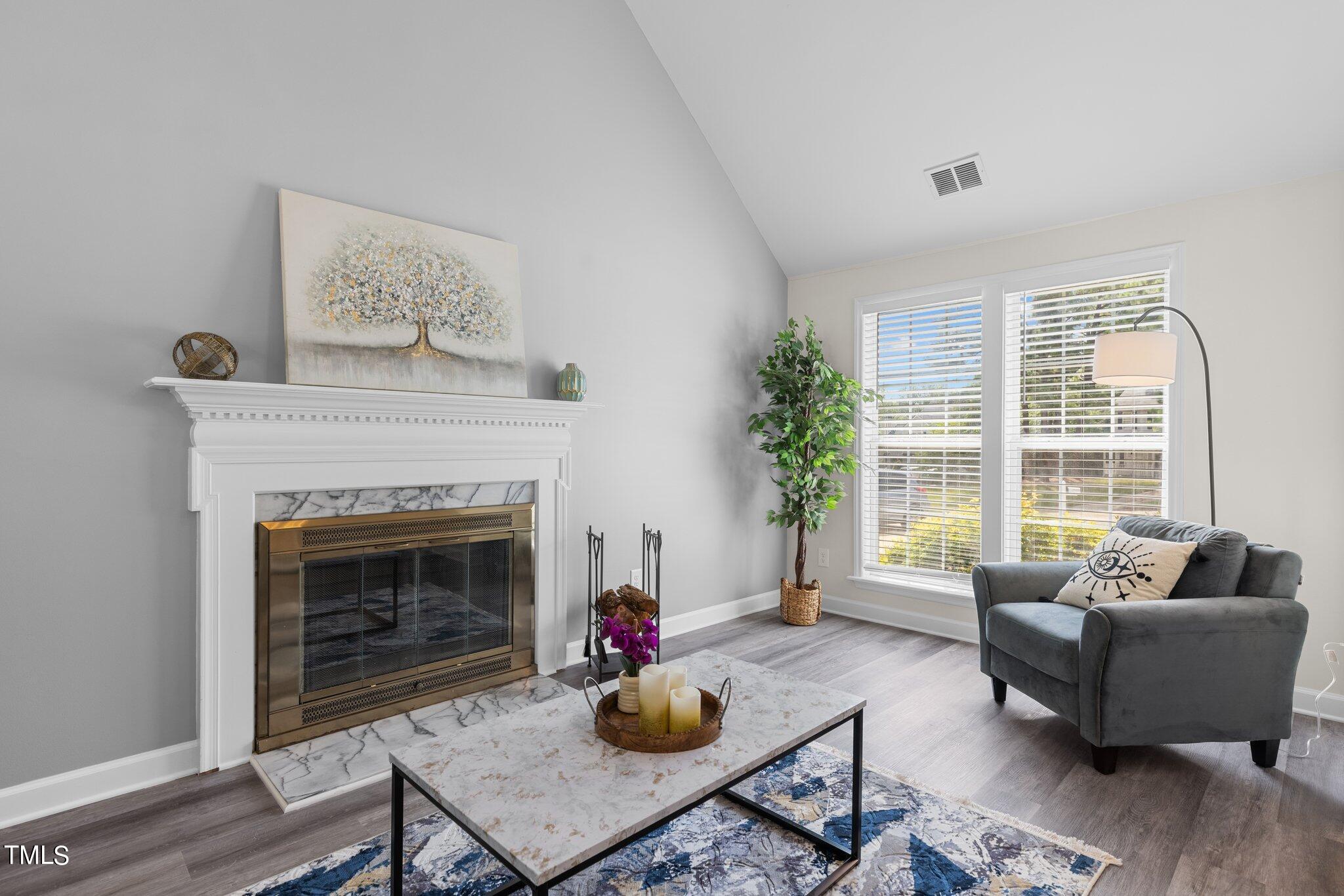 1229 Bacardi Court Property Photo 4