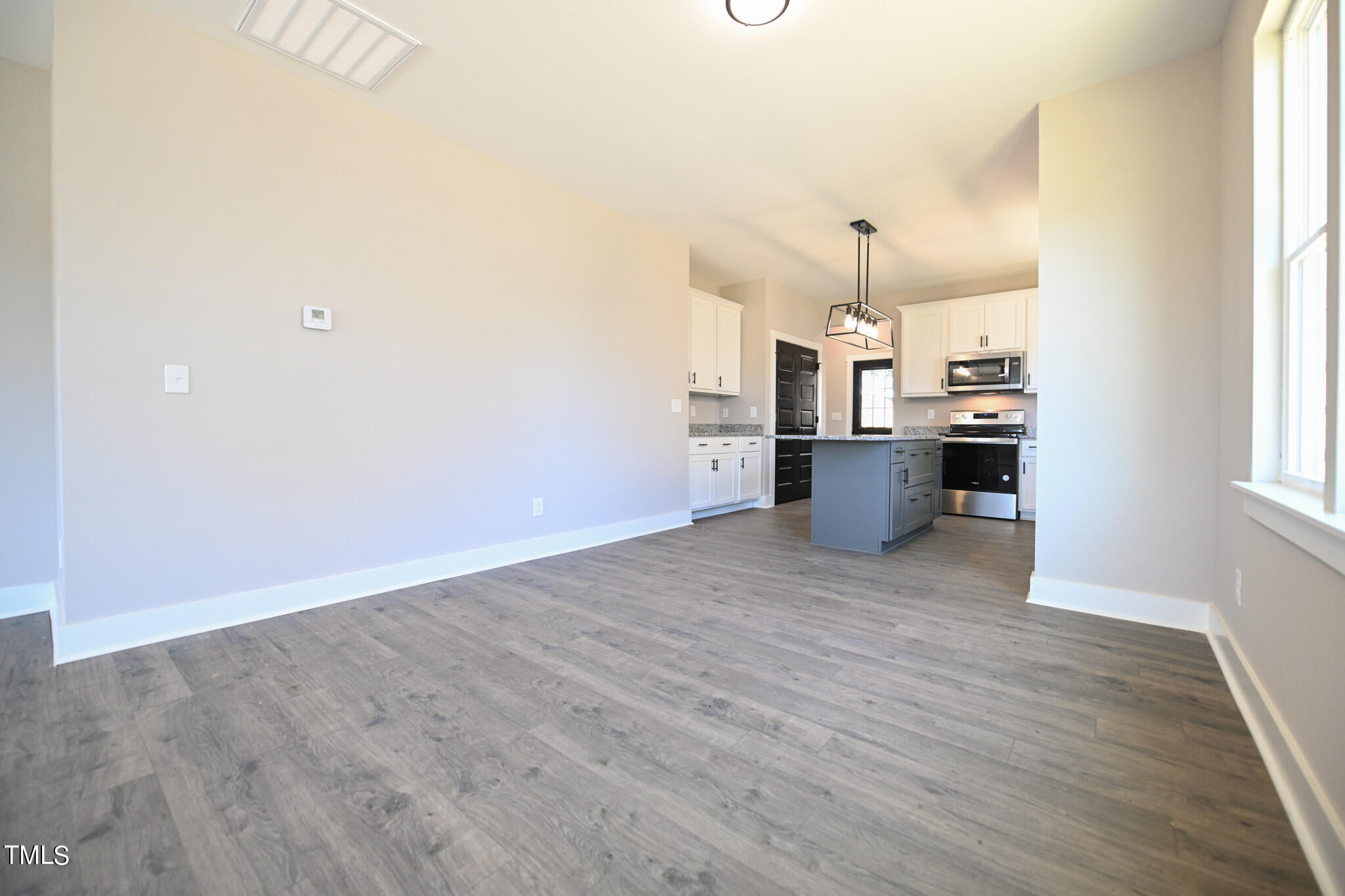 151 E Washington Street Property Photo 10