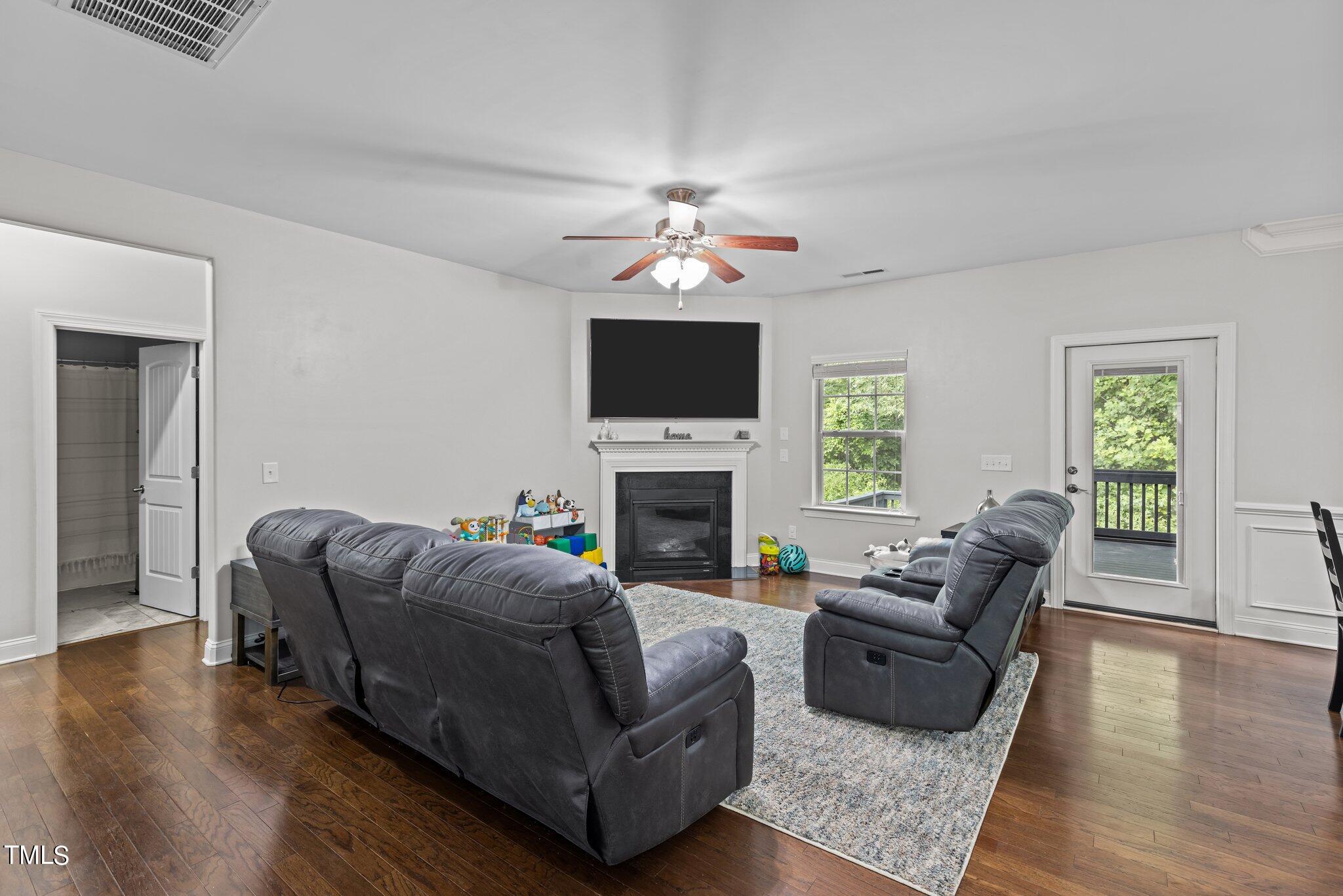 417 Bryerstone Drive Property Photo 11