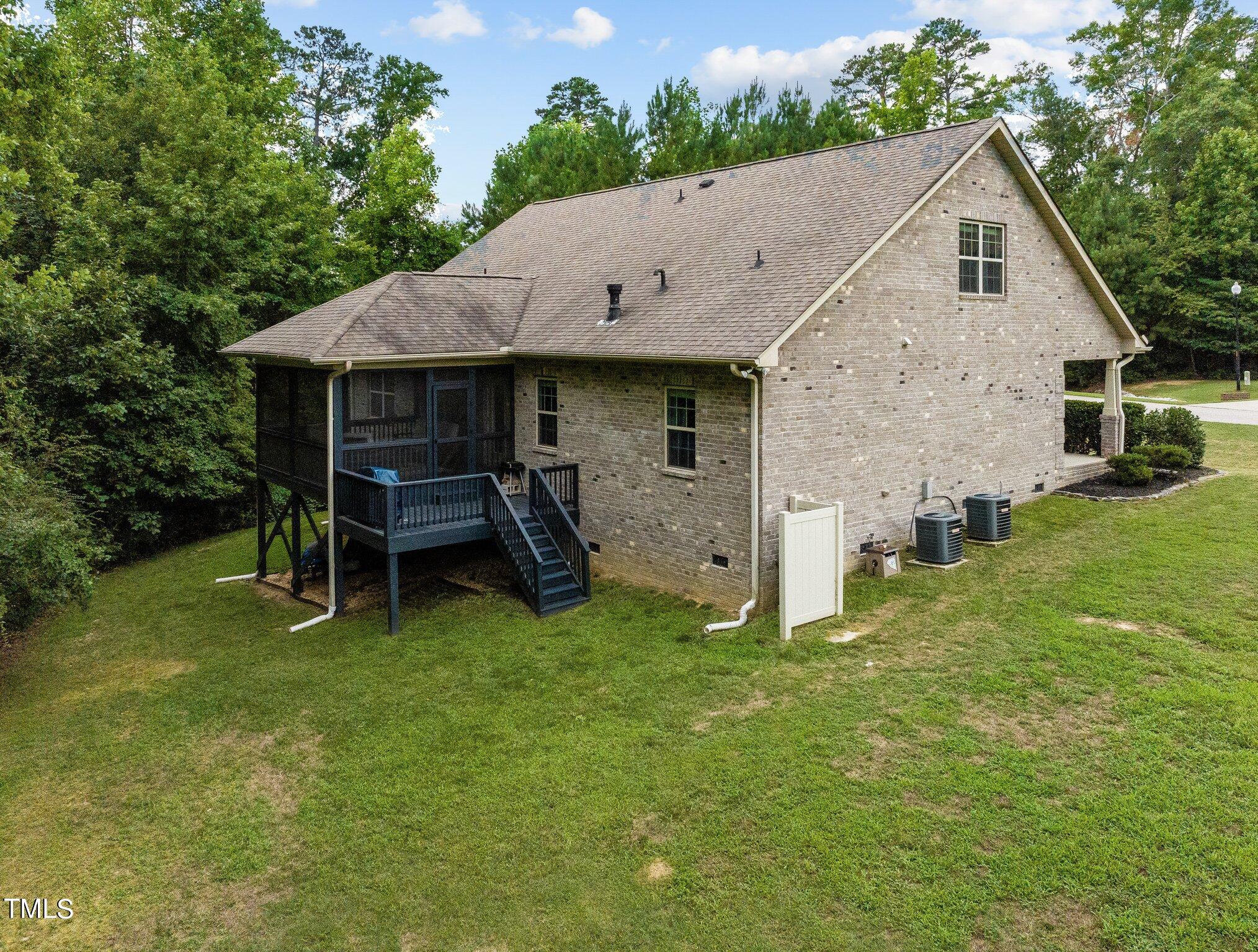 417 Bryerstone Drive Property Photo 33