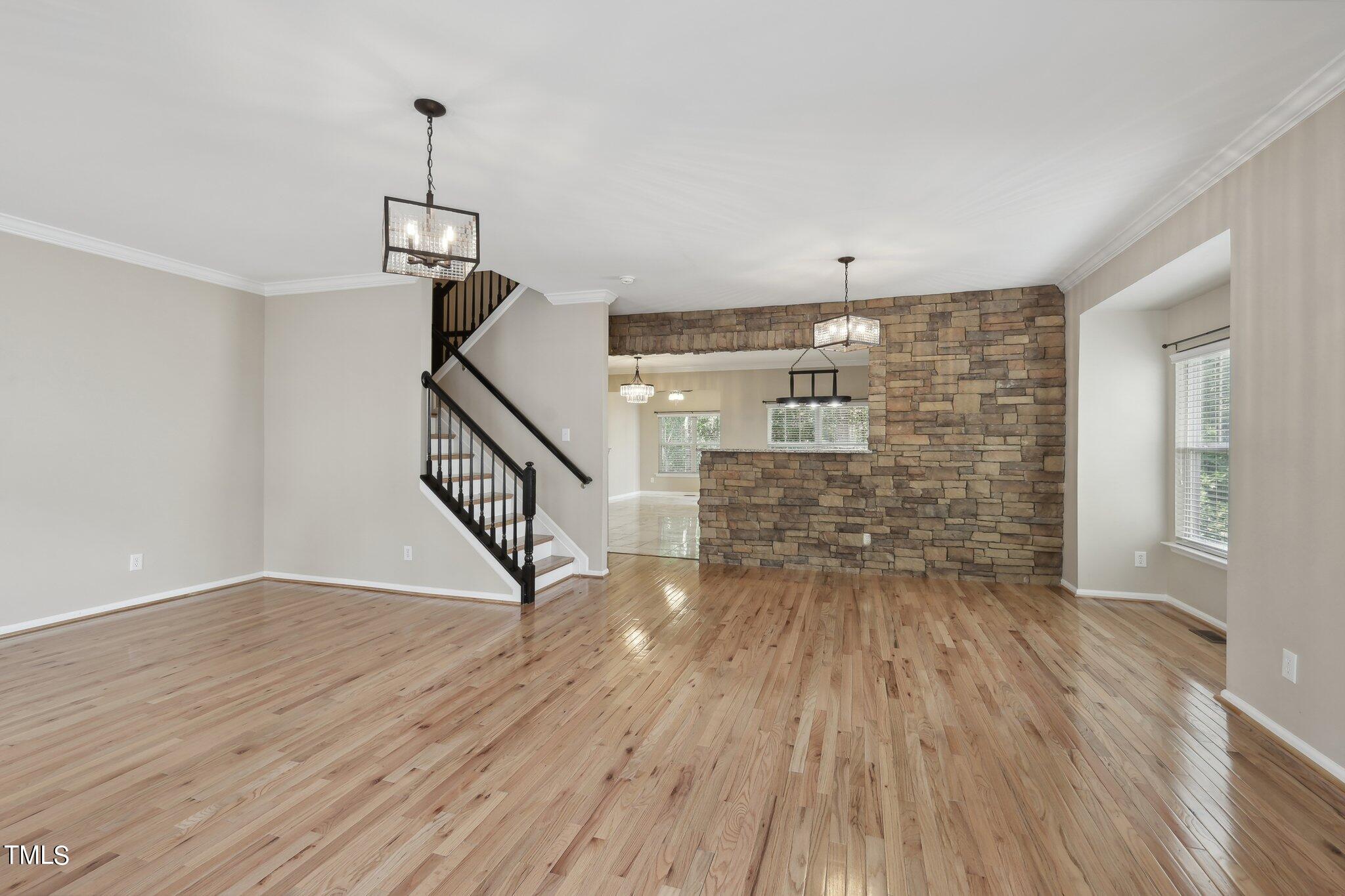 11817 Canemount Street Property Photo 3