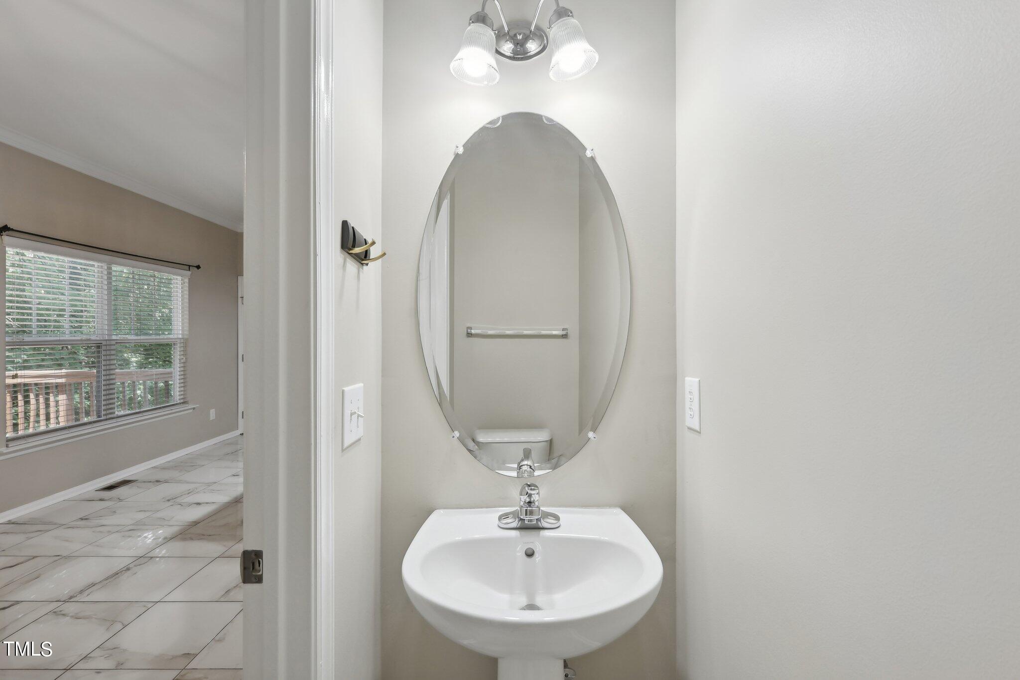 11817 Canemount Street Property Photo 19