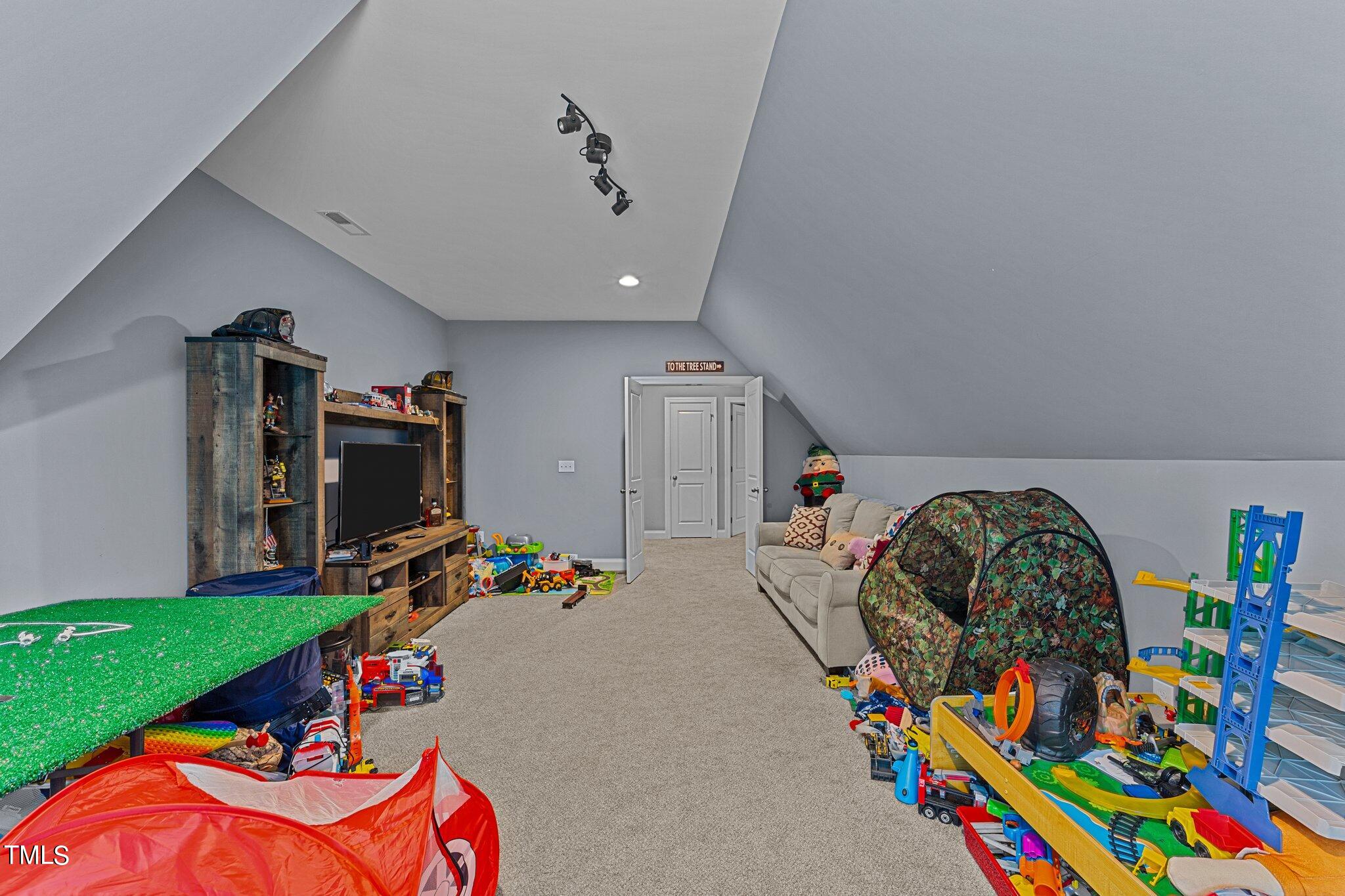 13671 Burgess Road Property Photo 28