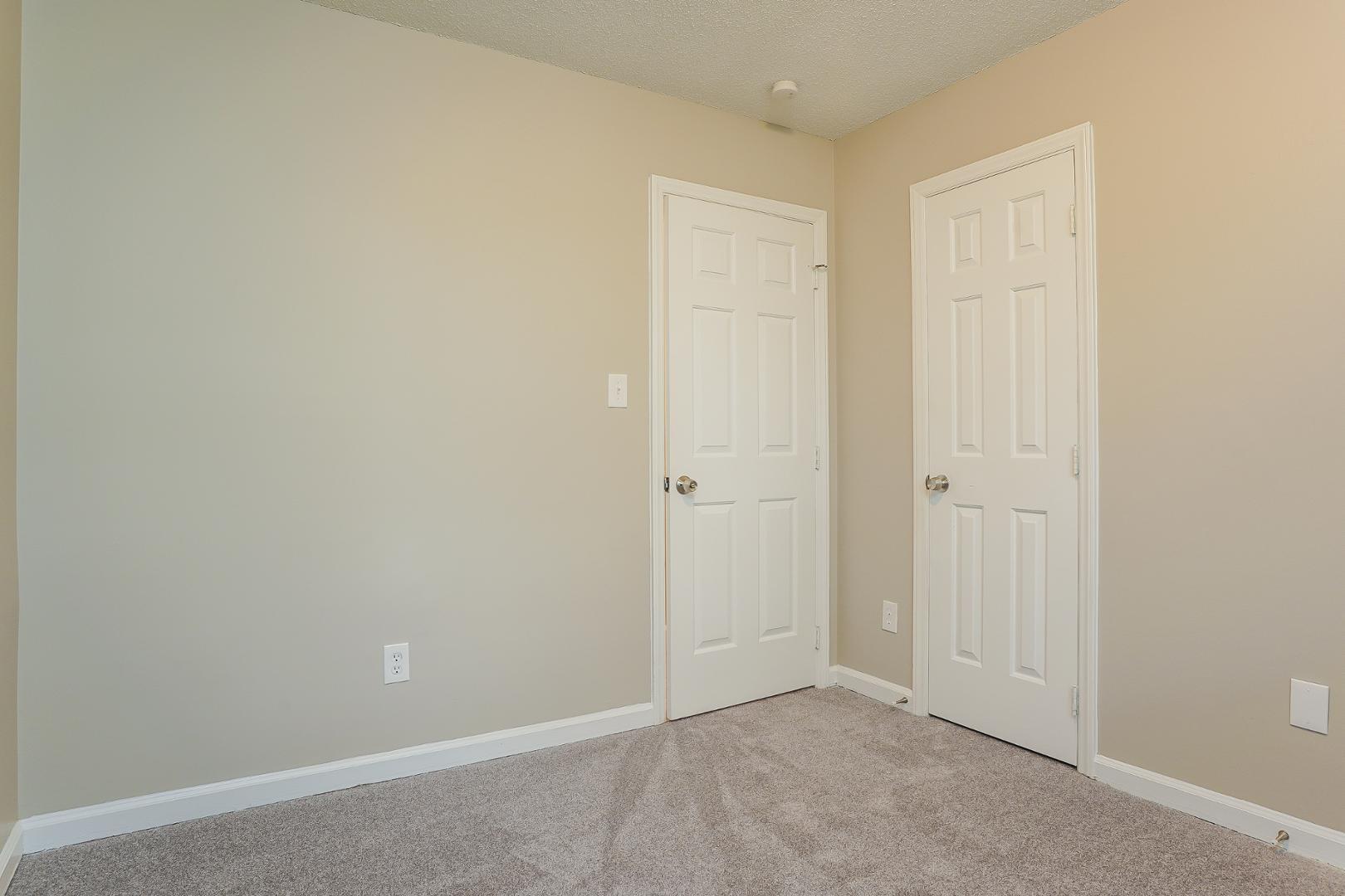 3020 Olde Birch Drive Property Photo 13
