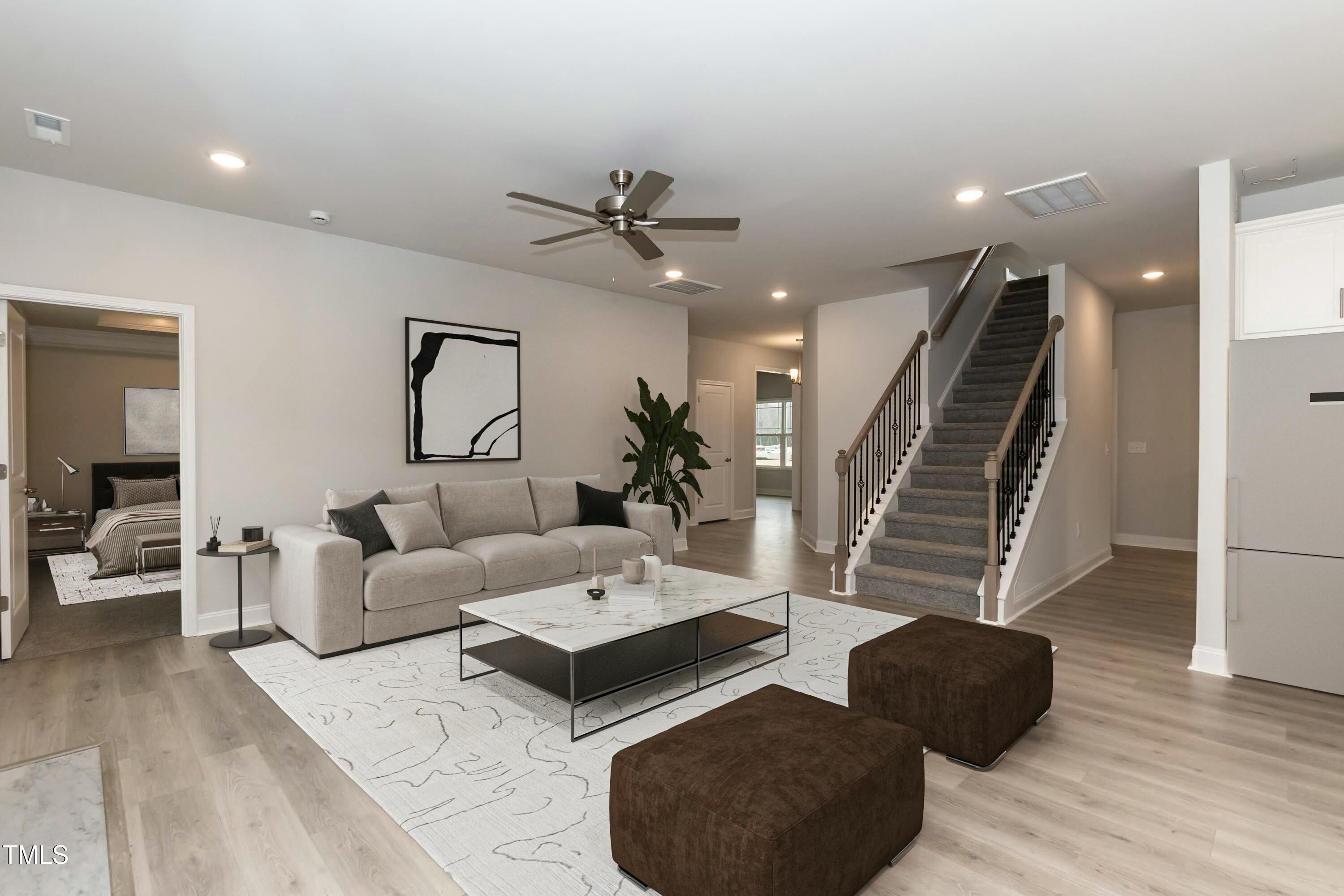 93 Rosslyn Way Property Photo 3