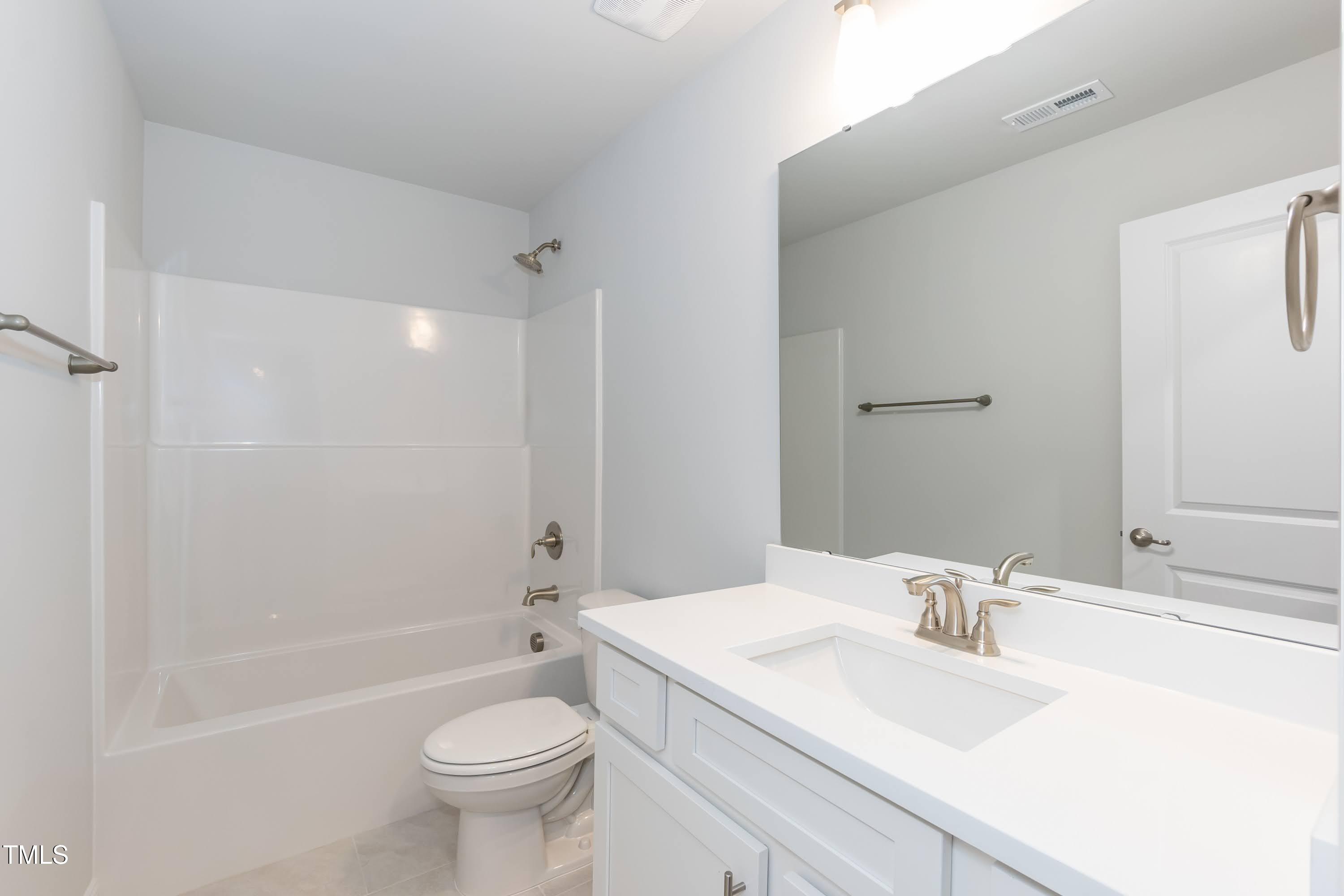 93 Rosslyn Way Property Photo 32