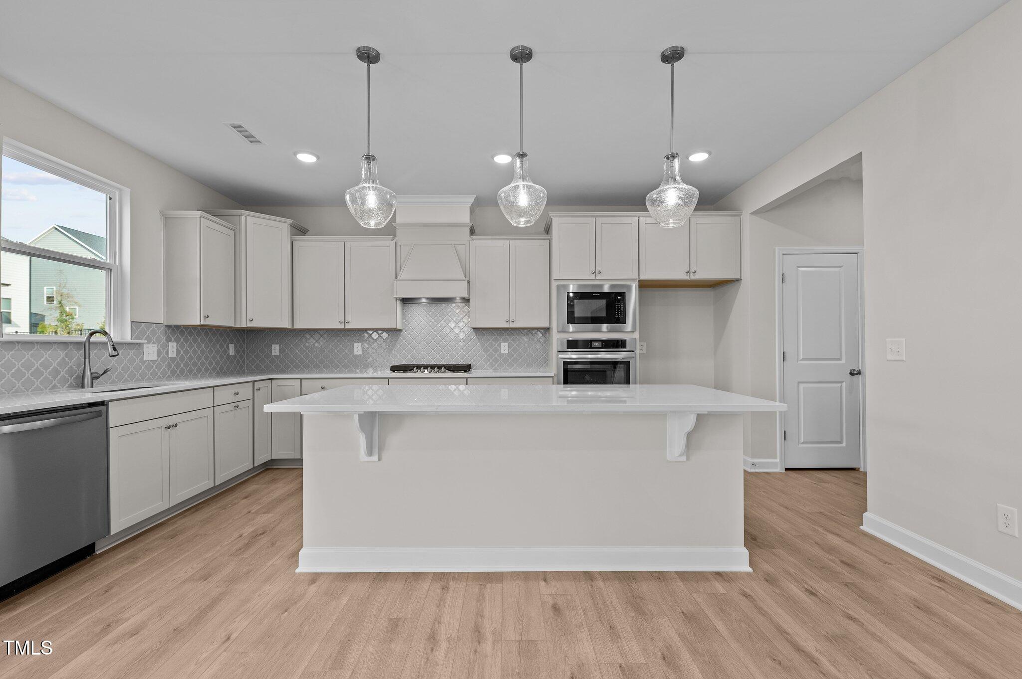 641 Craftsman Ridge Trail Property Photo 8