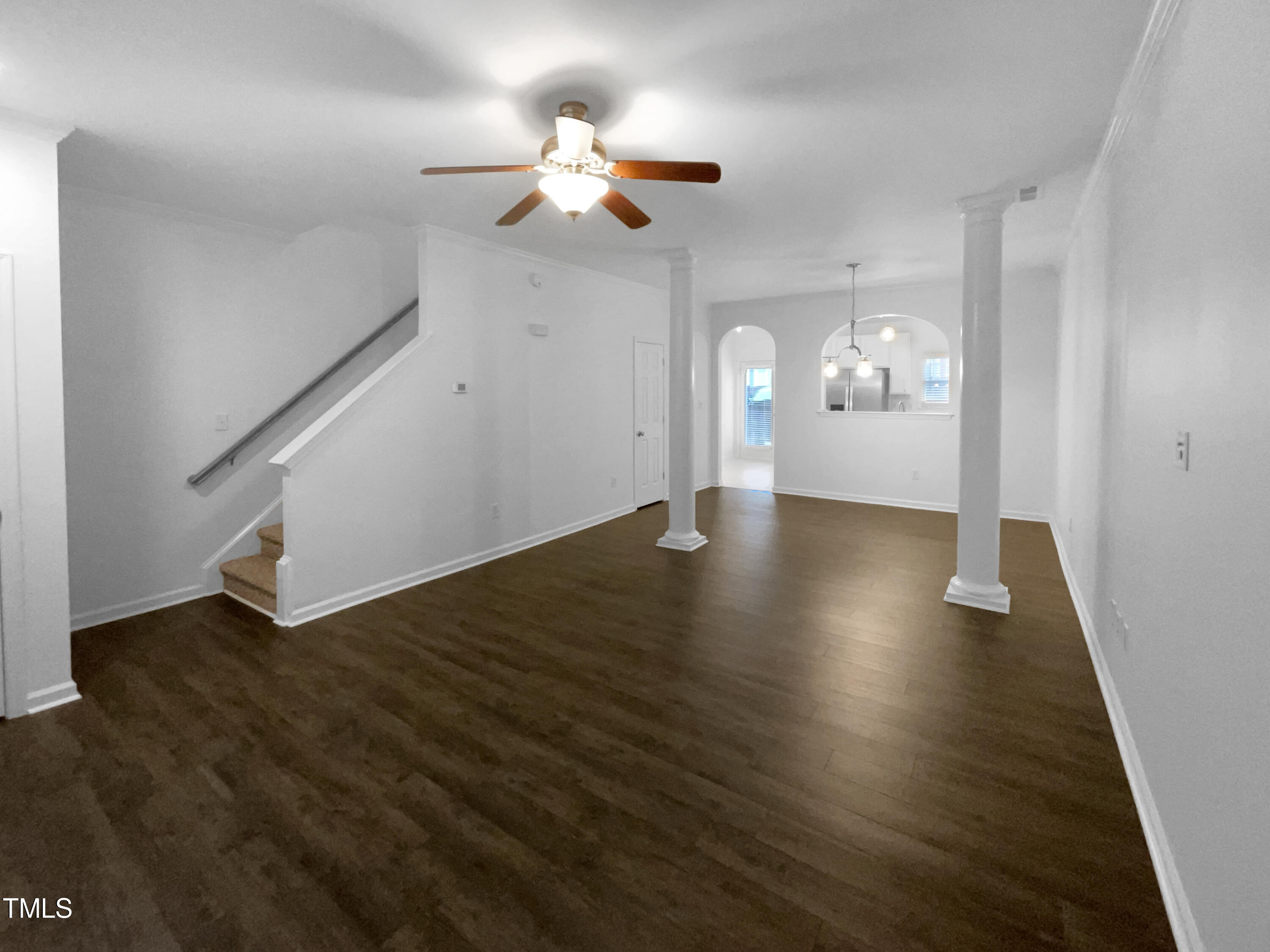 1025 Bungalow Park Drive Property Photo 3