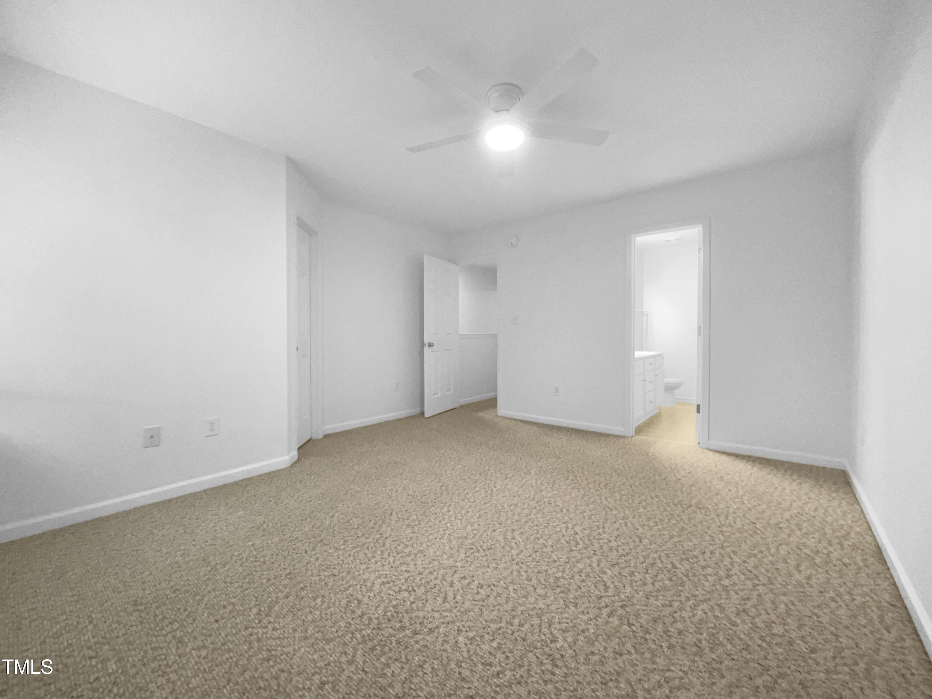 1025 Bungalow Park Drive Property Photo 13