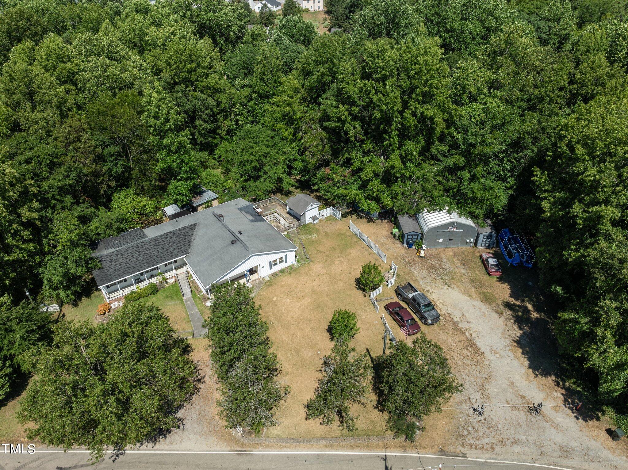 3716 Pearl Road Property Photo 8