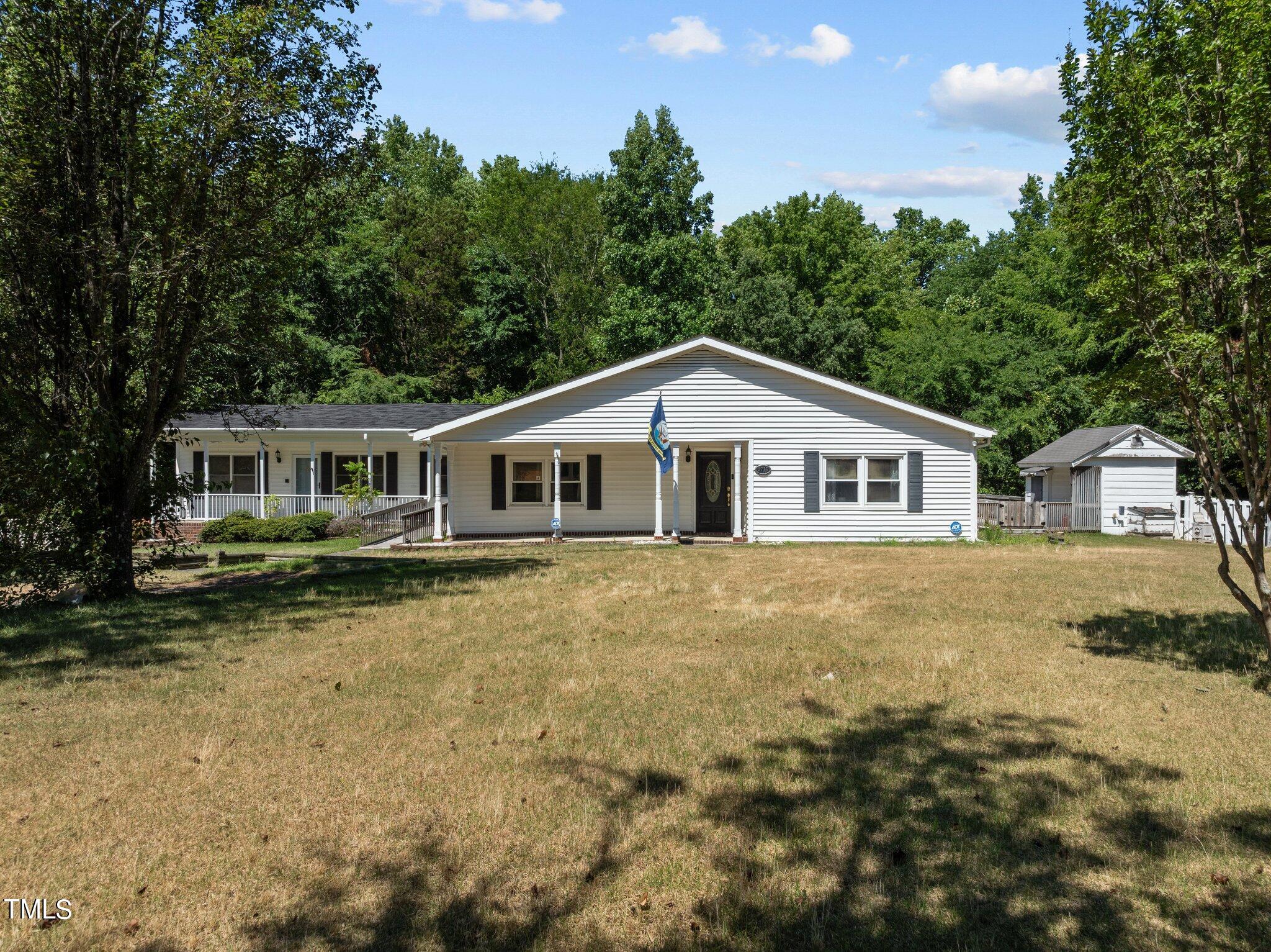 3716 Pearl Road Property Photo 9