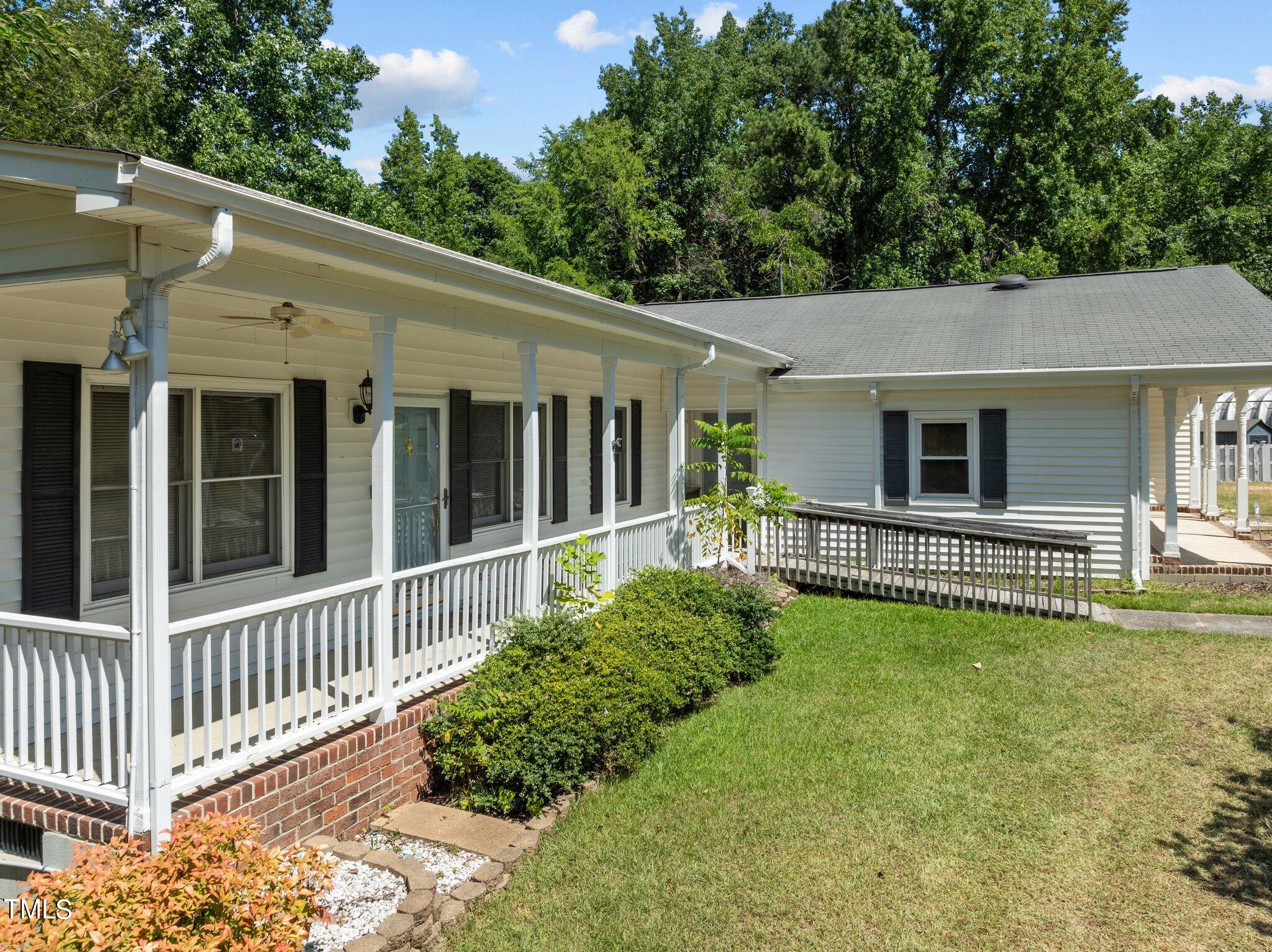 3716 Pearl Road Property Photo 12