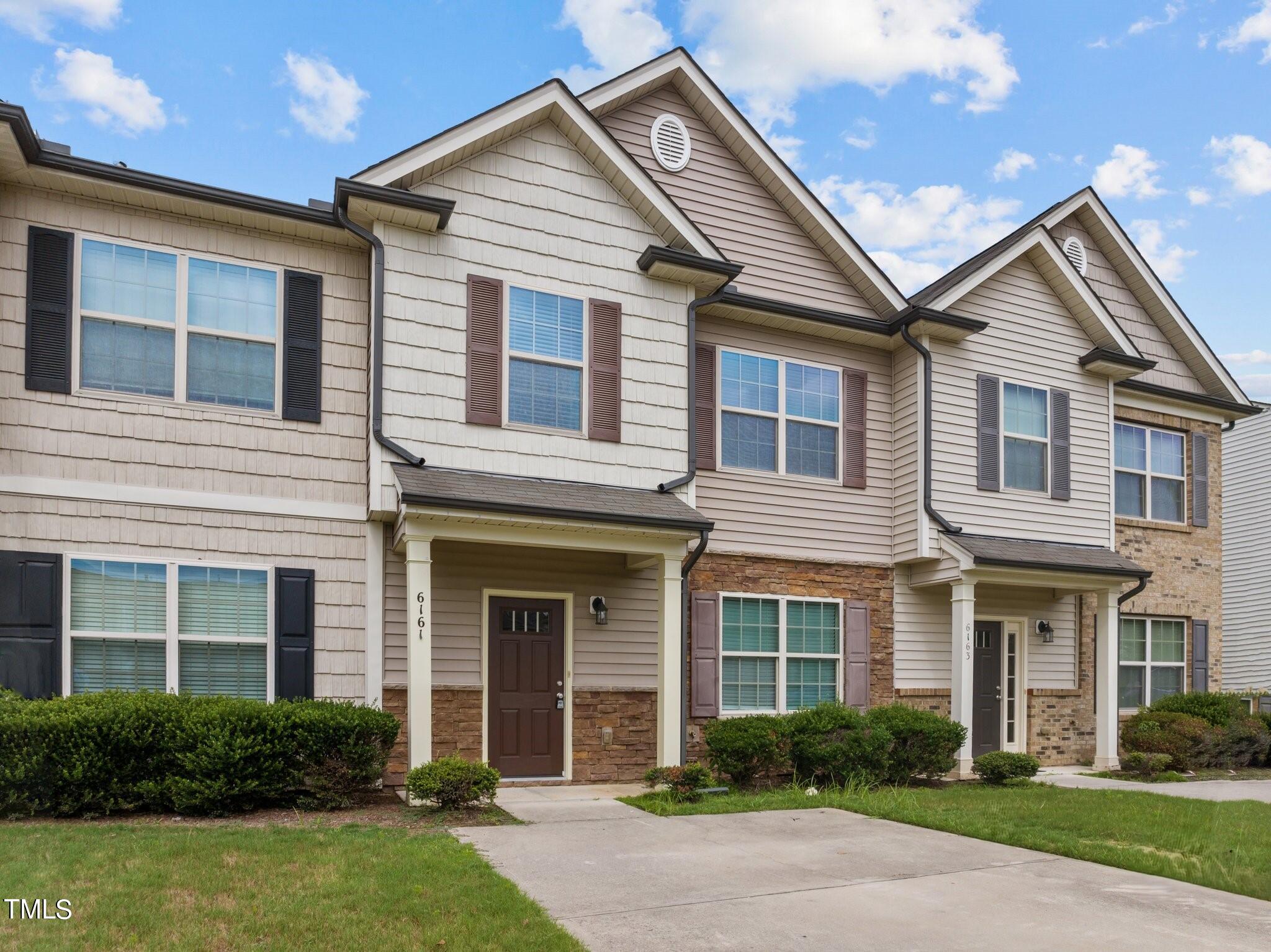 6161 Neuse Wood Drive Property Photo 1