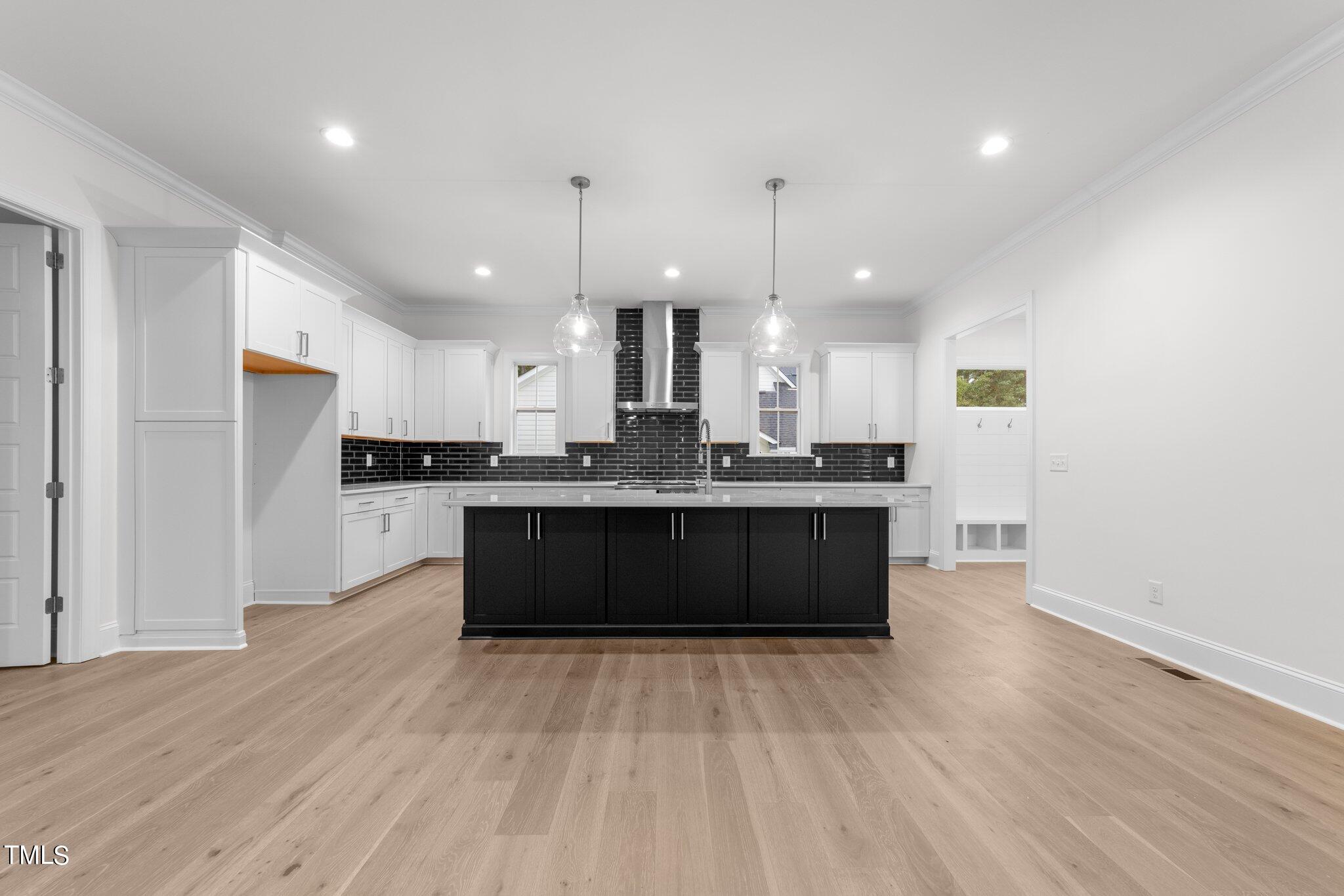 12904 Grey Willow Drive Property Photo 10