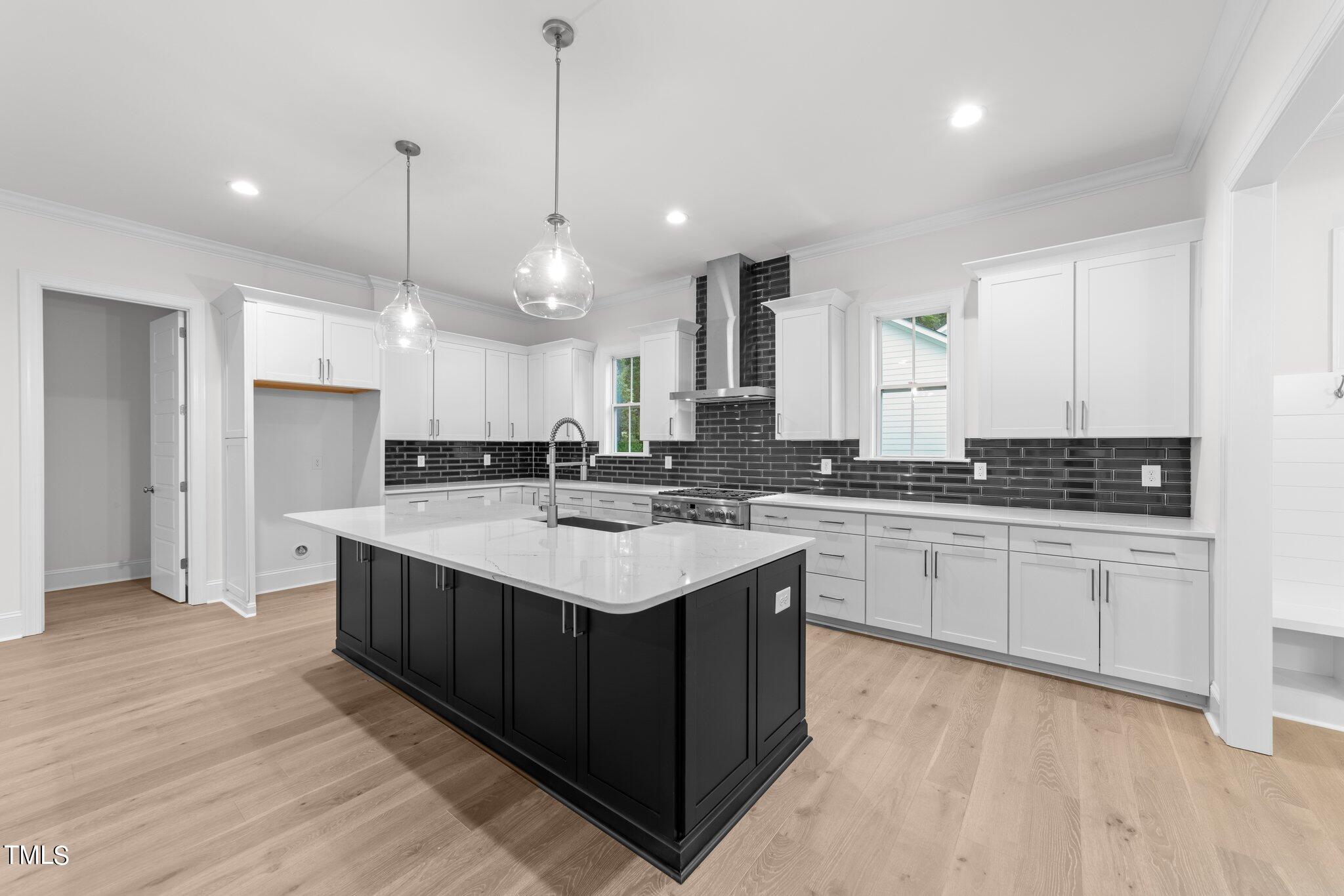 12904 Grey Willow Drive Property Photo 12