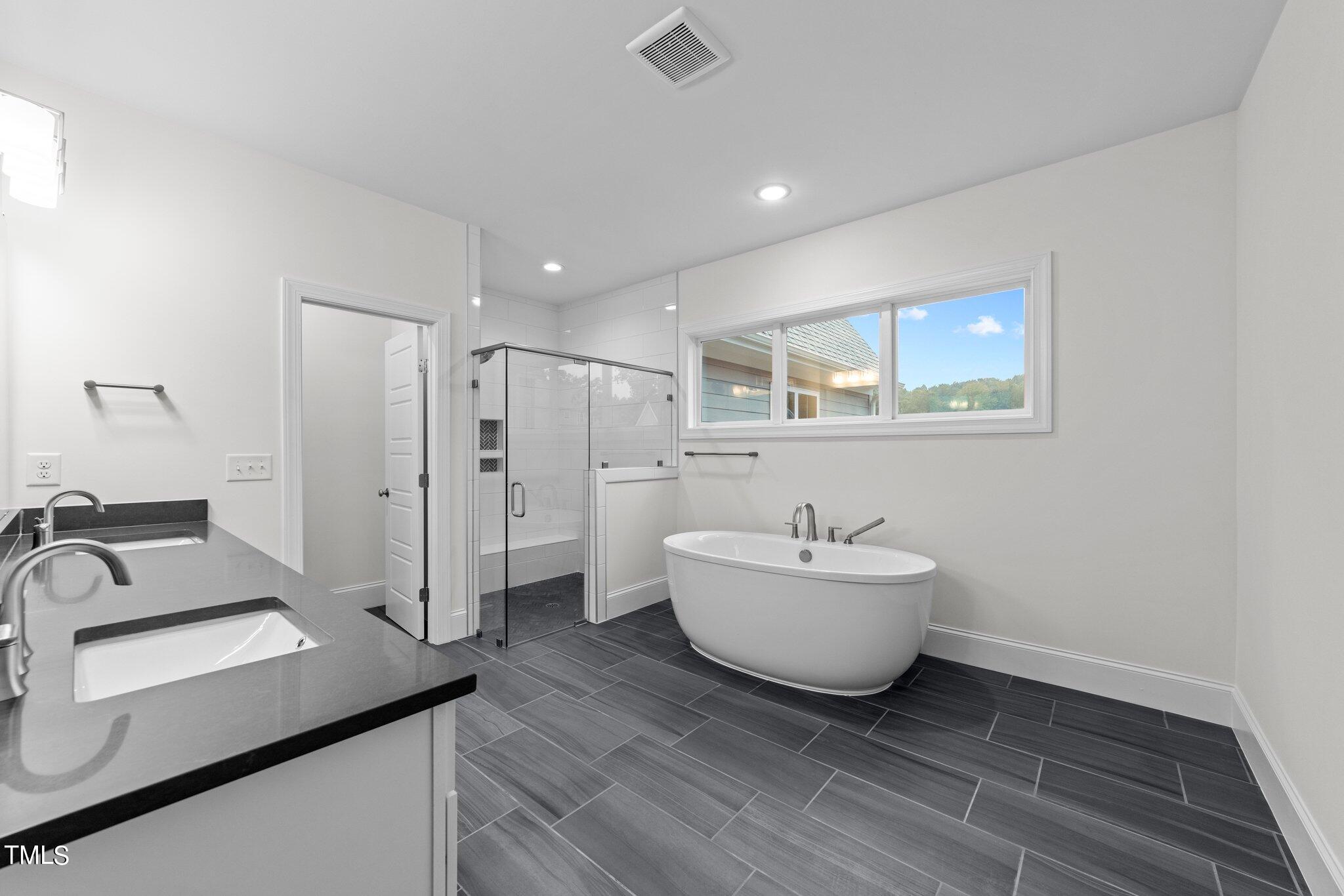 12904 Grey Willow Drive Property Photo 33