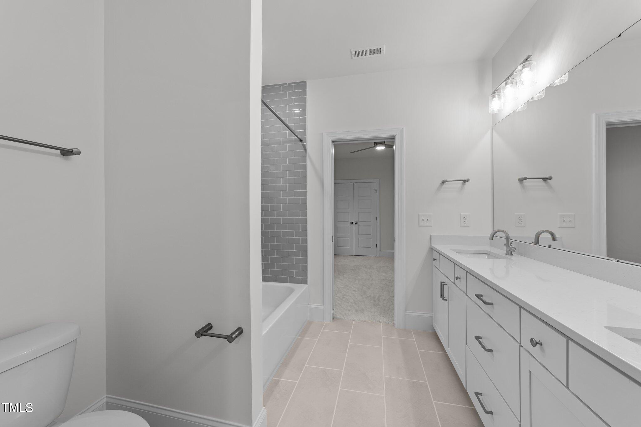 12904 Grey Willow Drive Property Photo 38