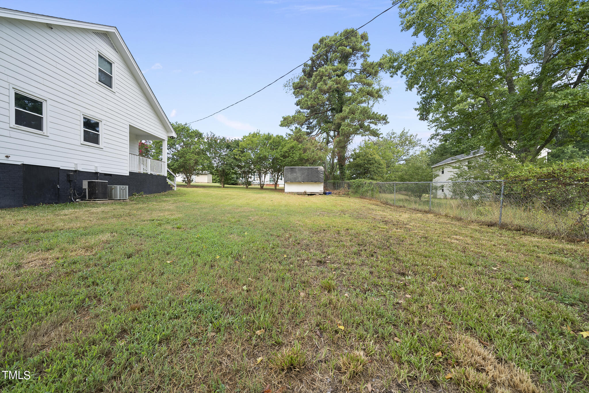 1908 Garner Glen Drive Property Photo 6