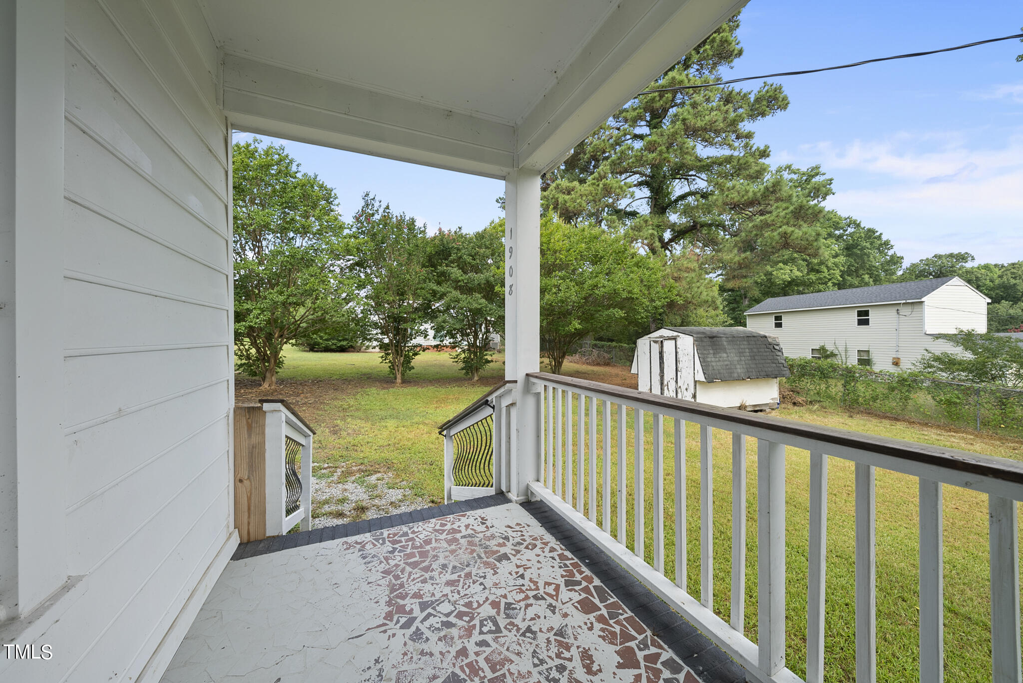 1908 Garner Glen Drive Property Photo 10