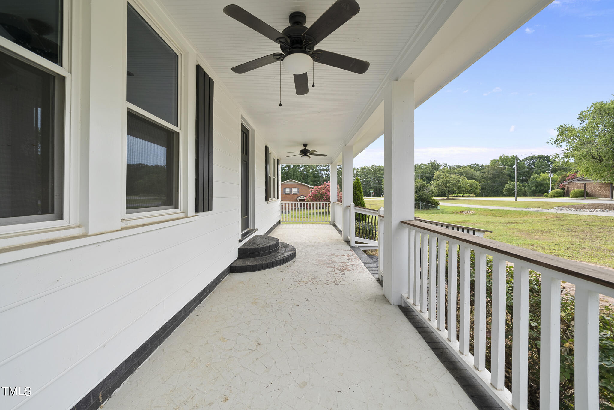 1908 Garner Glen Drive Property Photo 11