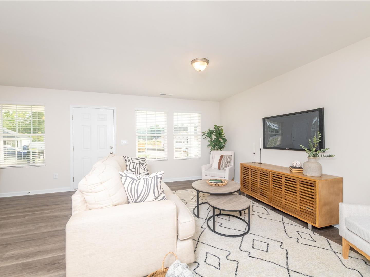 6777 Hardwick Lane Property Photo 10