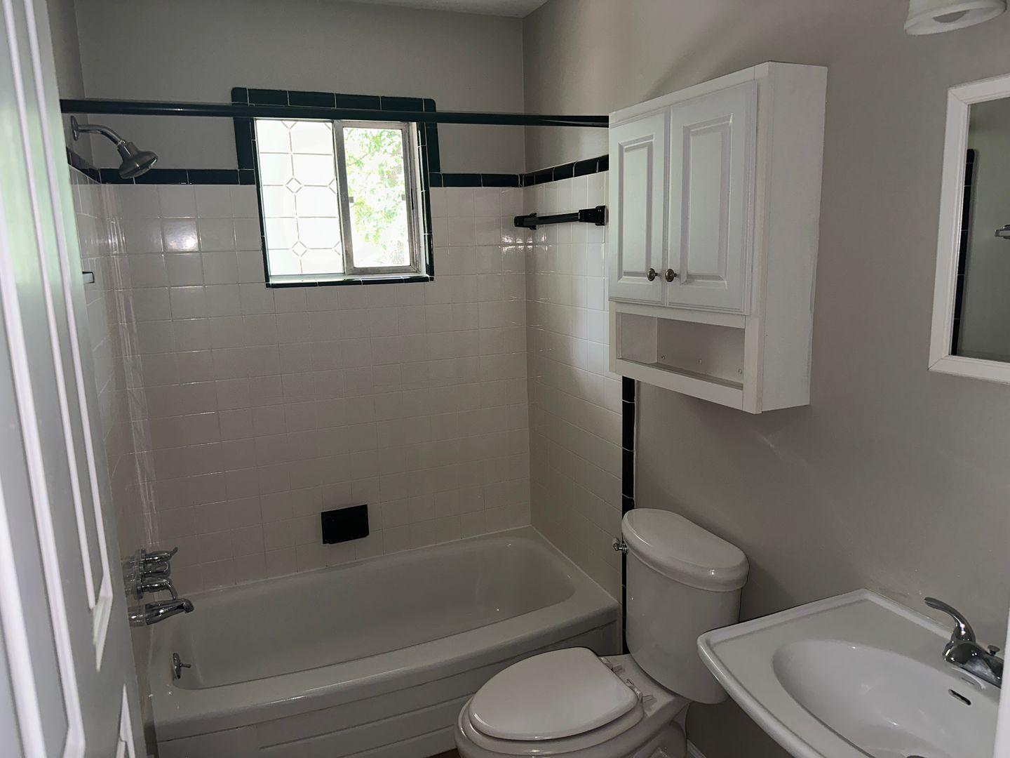 706 Mcculloch Street Property Photo 8