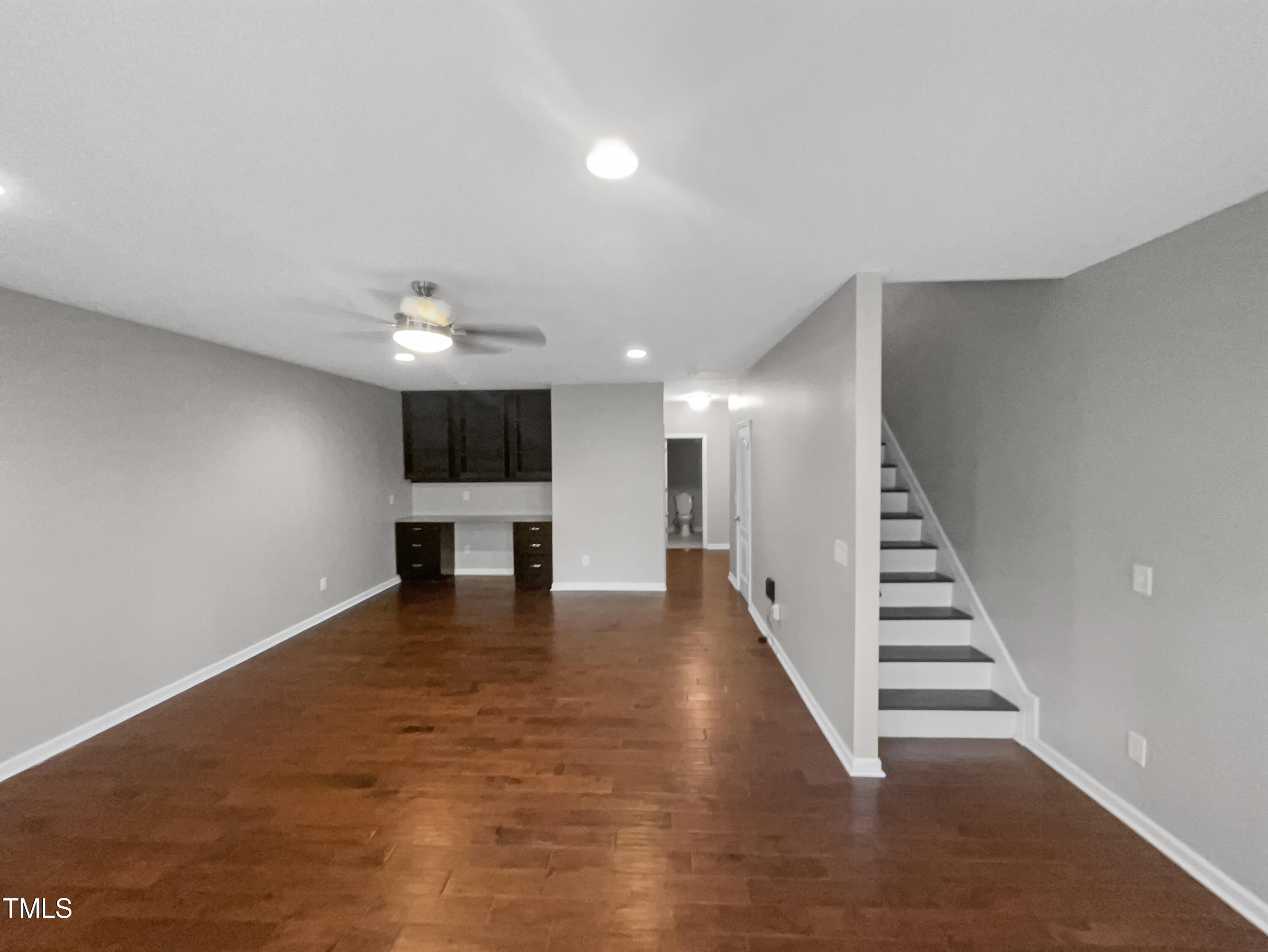 415 Oak Forest View Lane Property Photo 3
