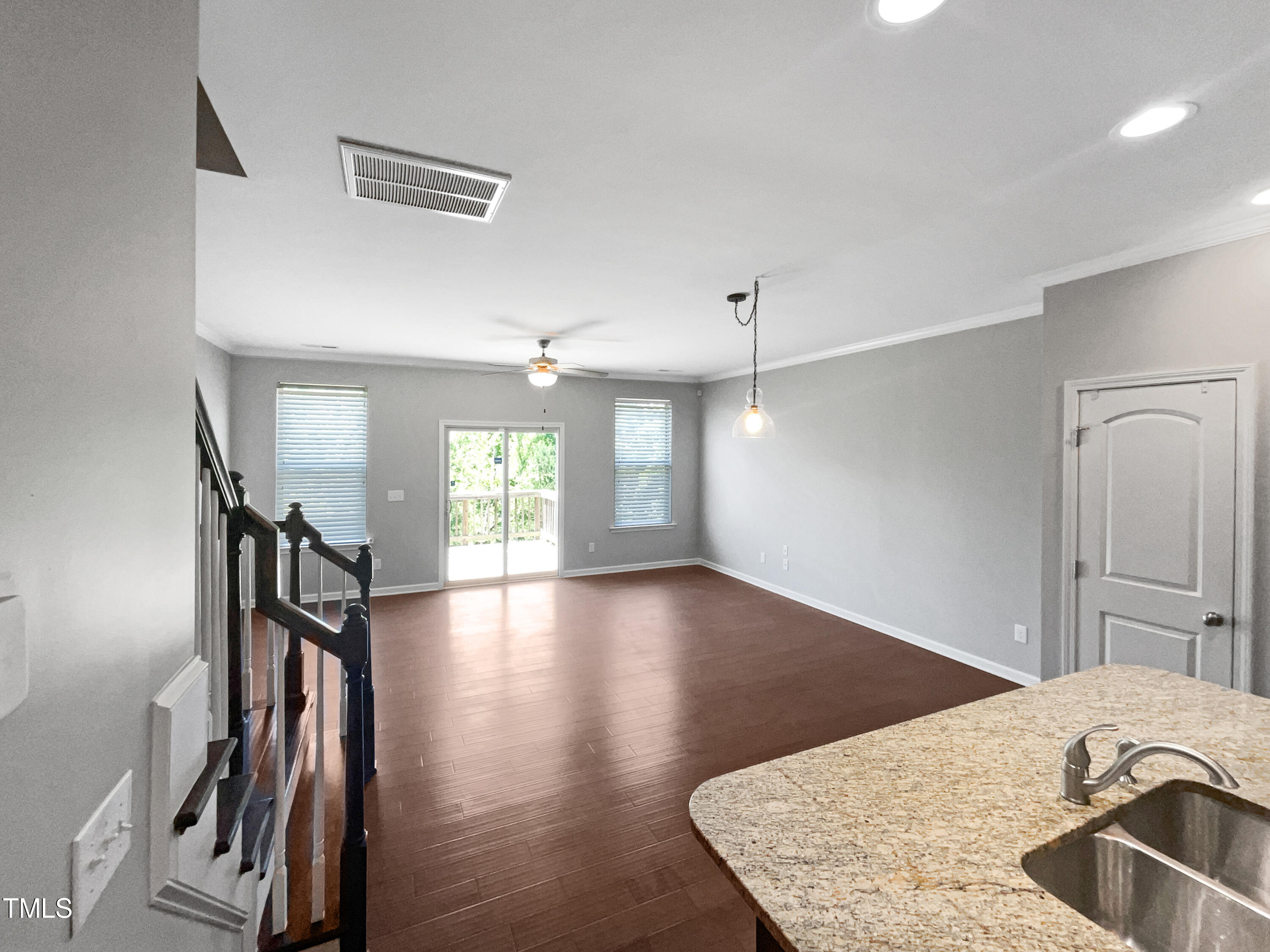 415 Oak Forest View Lane Property Photo 7