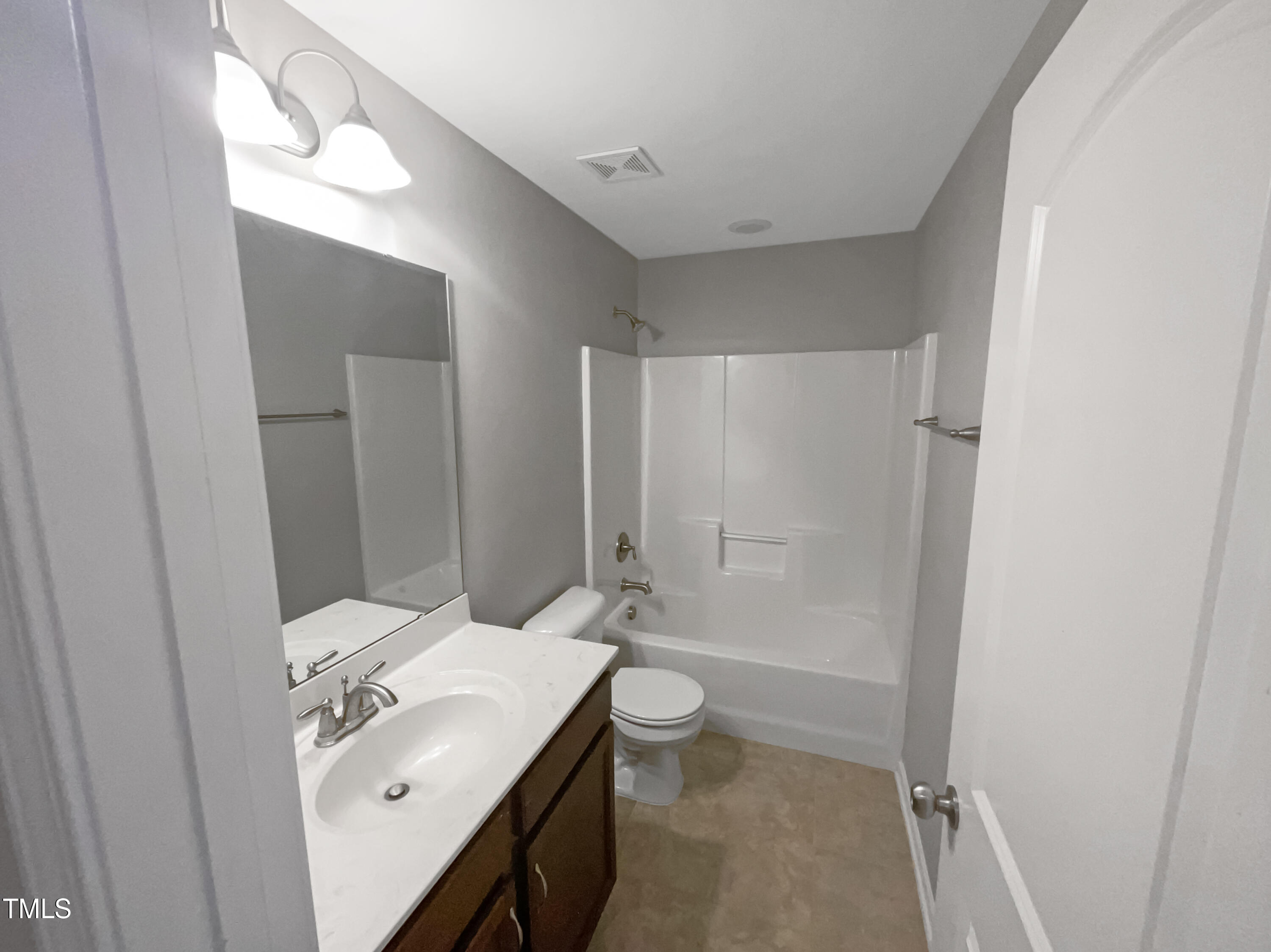 415 Oak Forest View Lane Property Photo 17