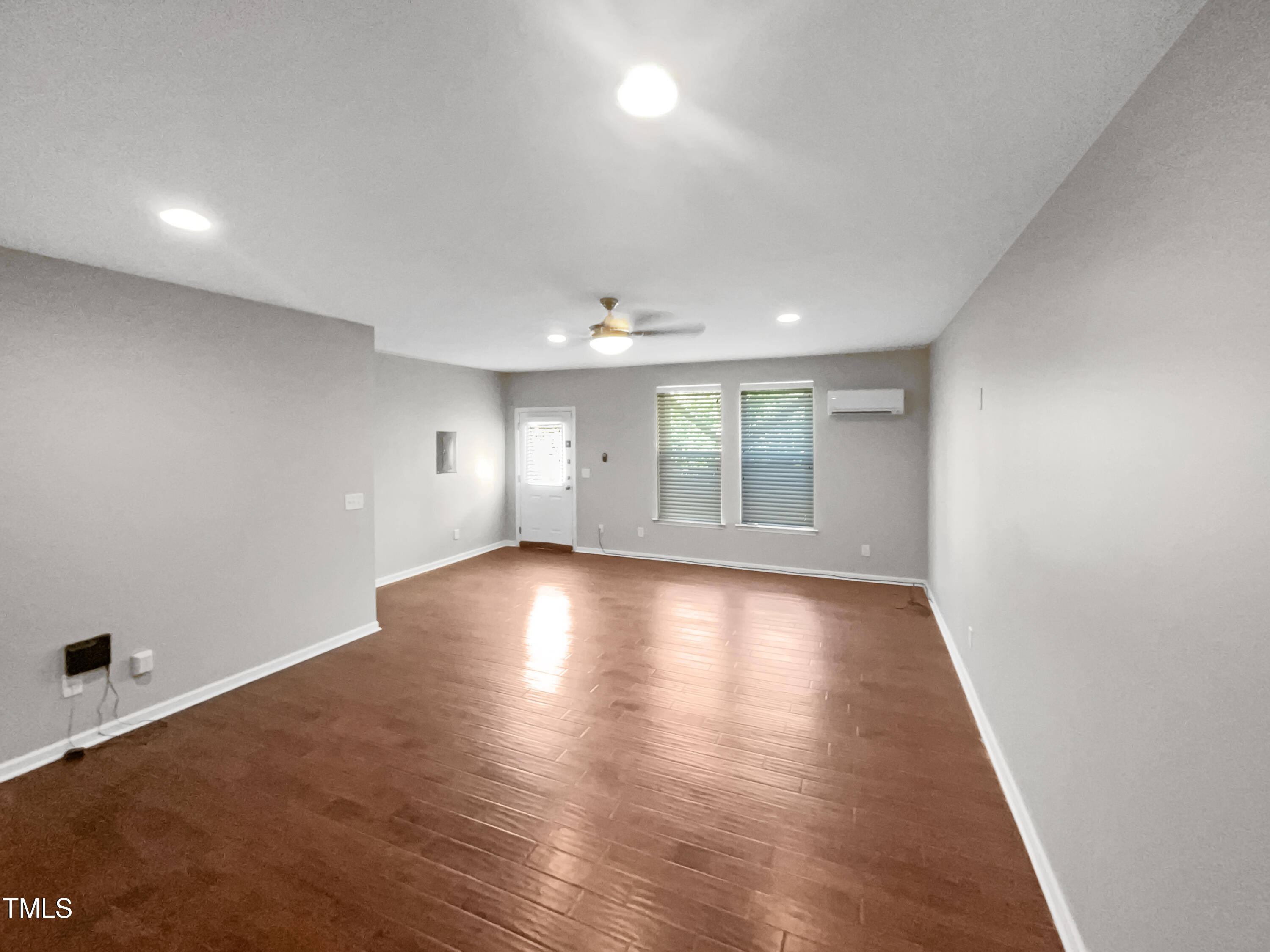 415 Oak Forest View Lane Property Photo 22