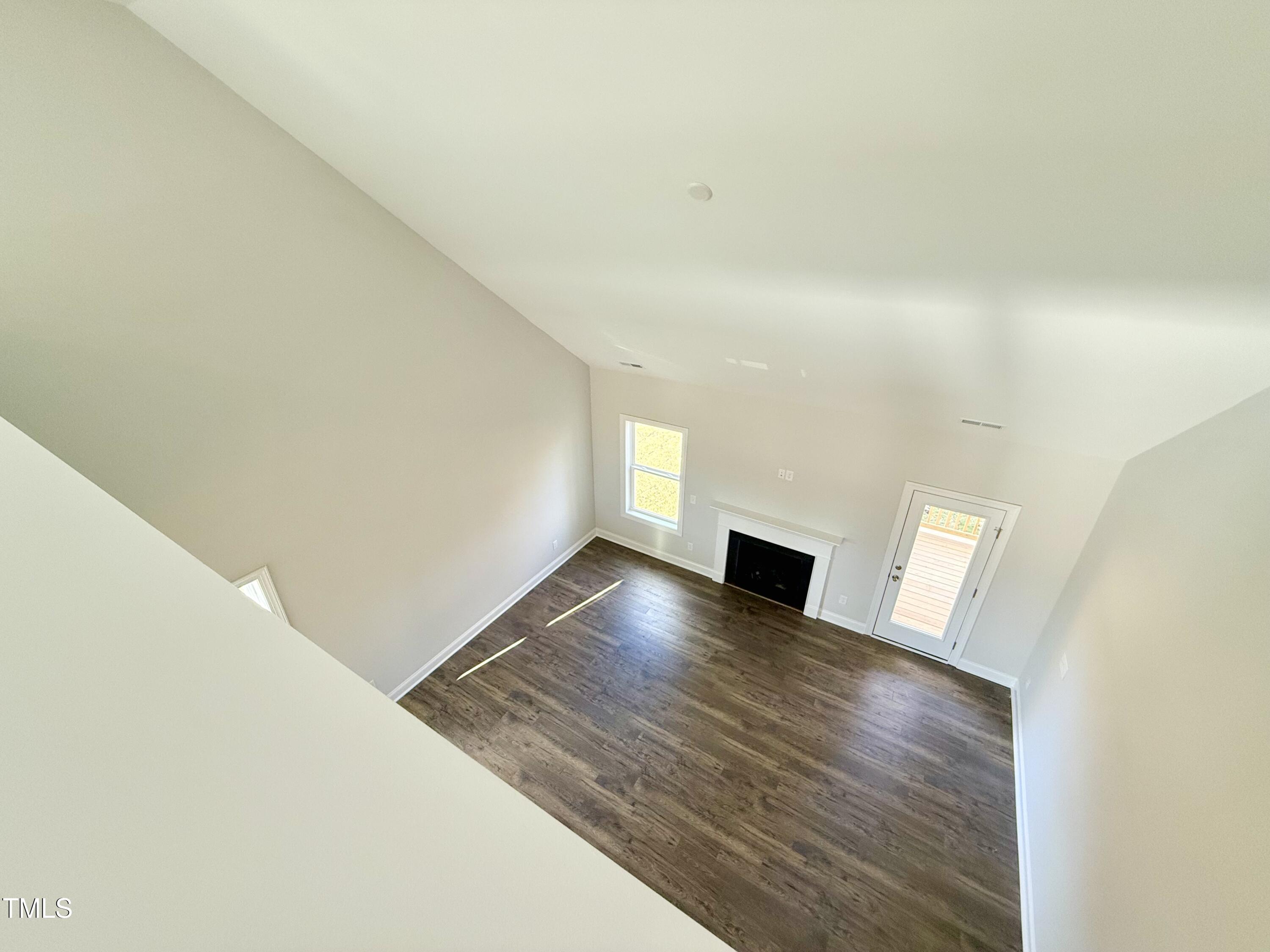 405 Jones Bluff Way Property Photo 16