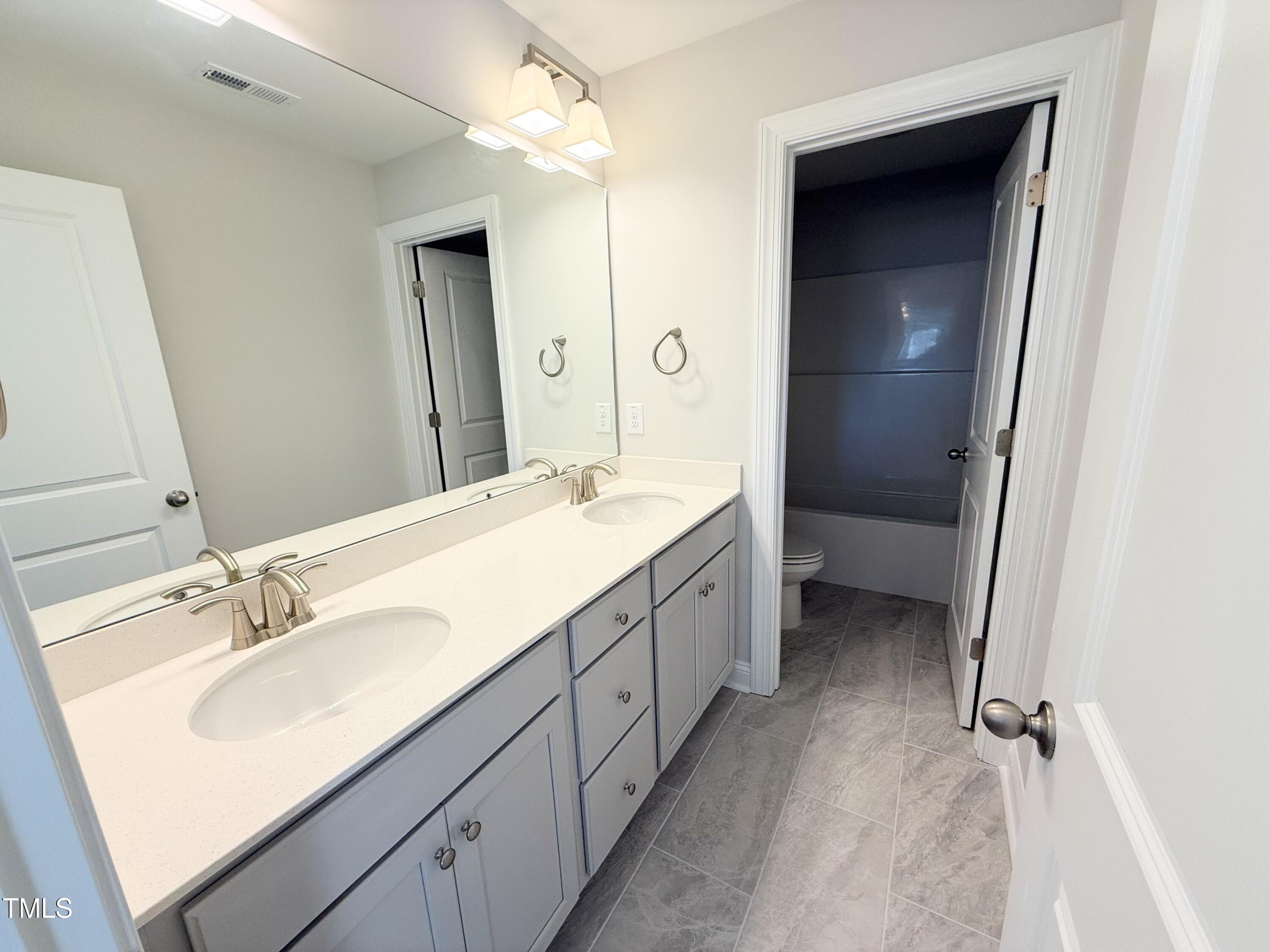 405 Jones Bluff Way Property Photo 19