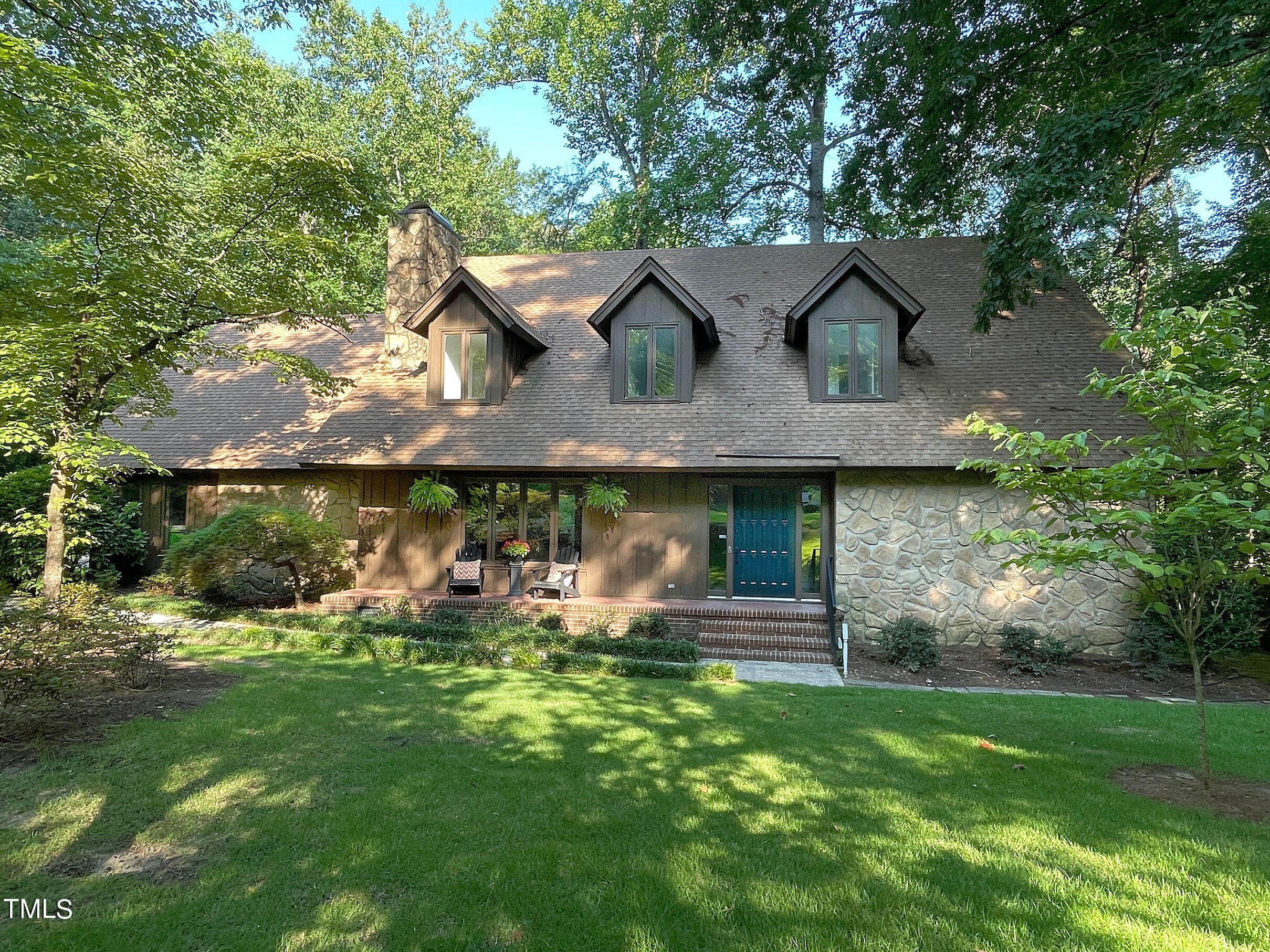 7101 Leveret Circle Property Photo 1