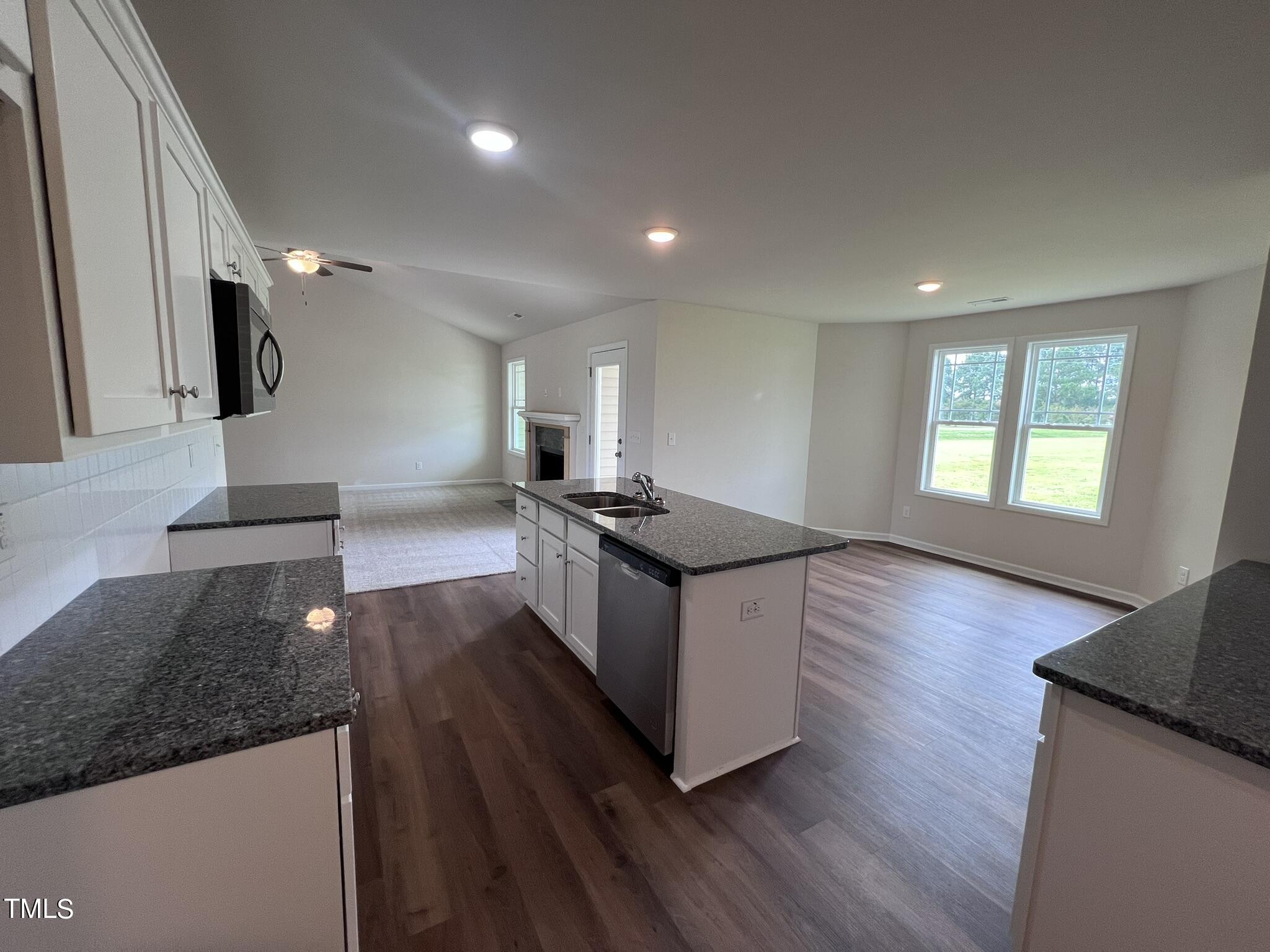 31 Grace Ridge Court Property Photo 9