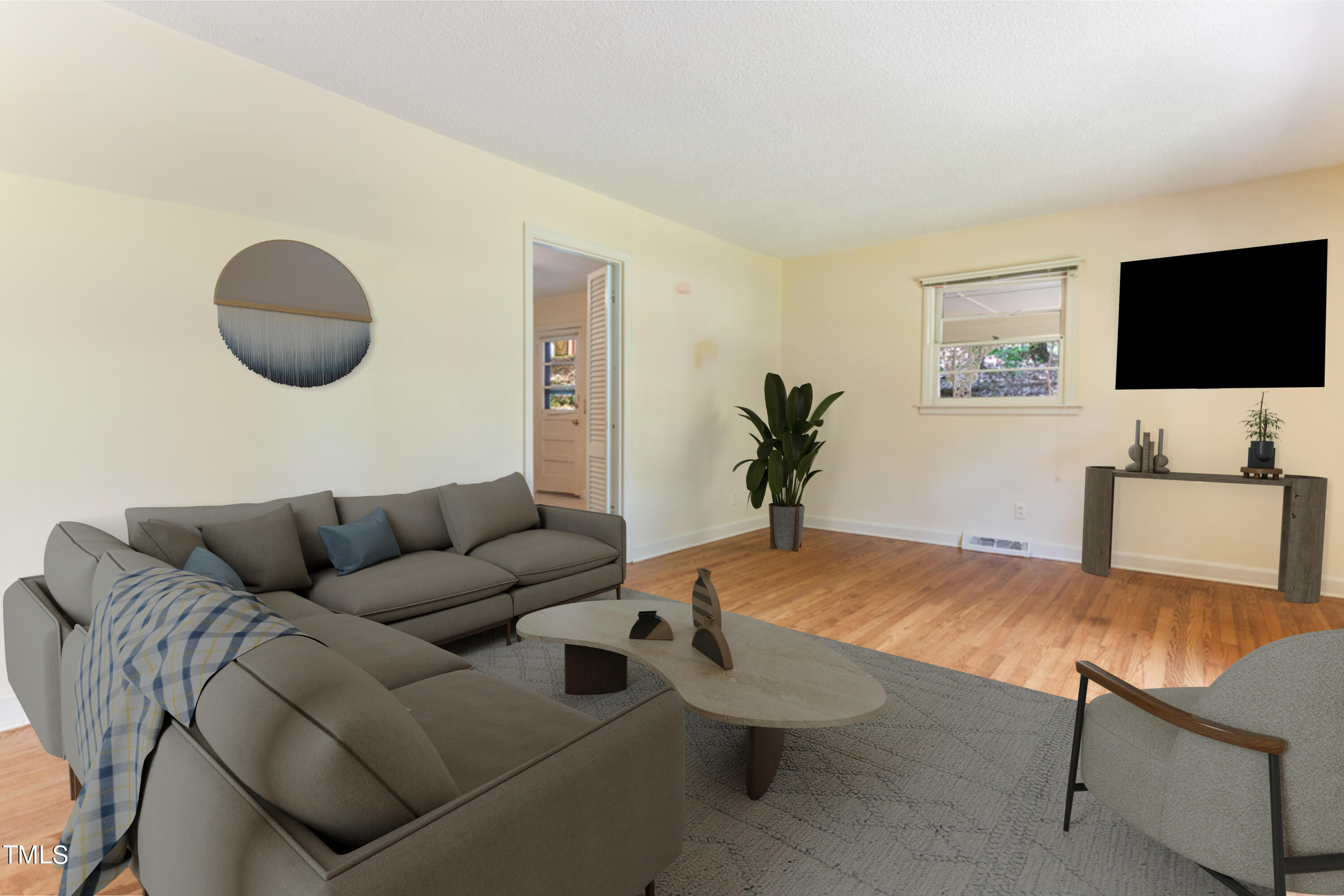 4600 Lochaven Drive Property Photo 3