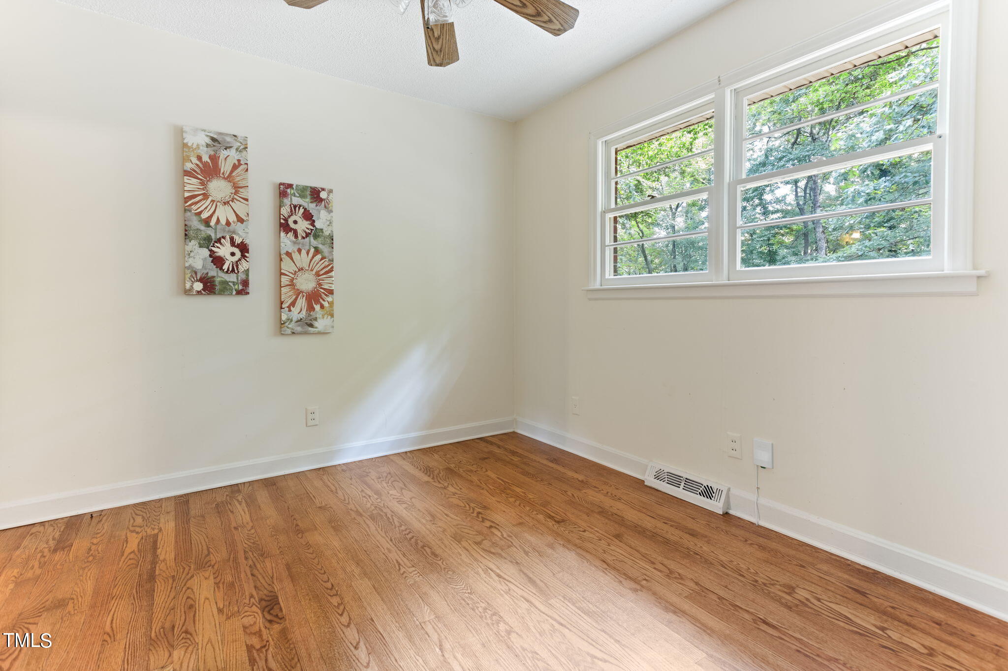 4600 Lochaven Drive Property Photo 16
