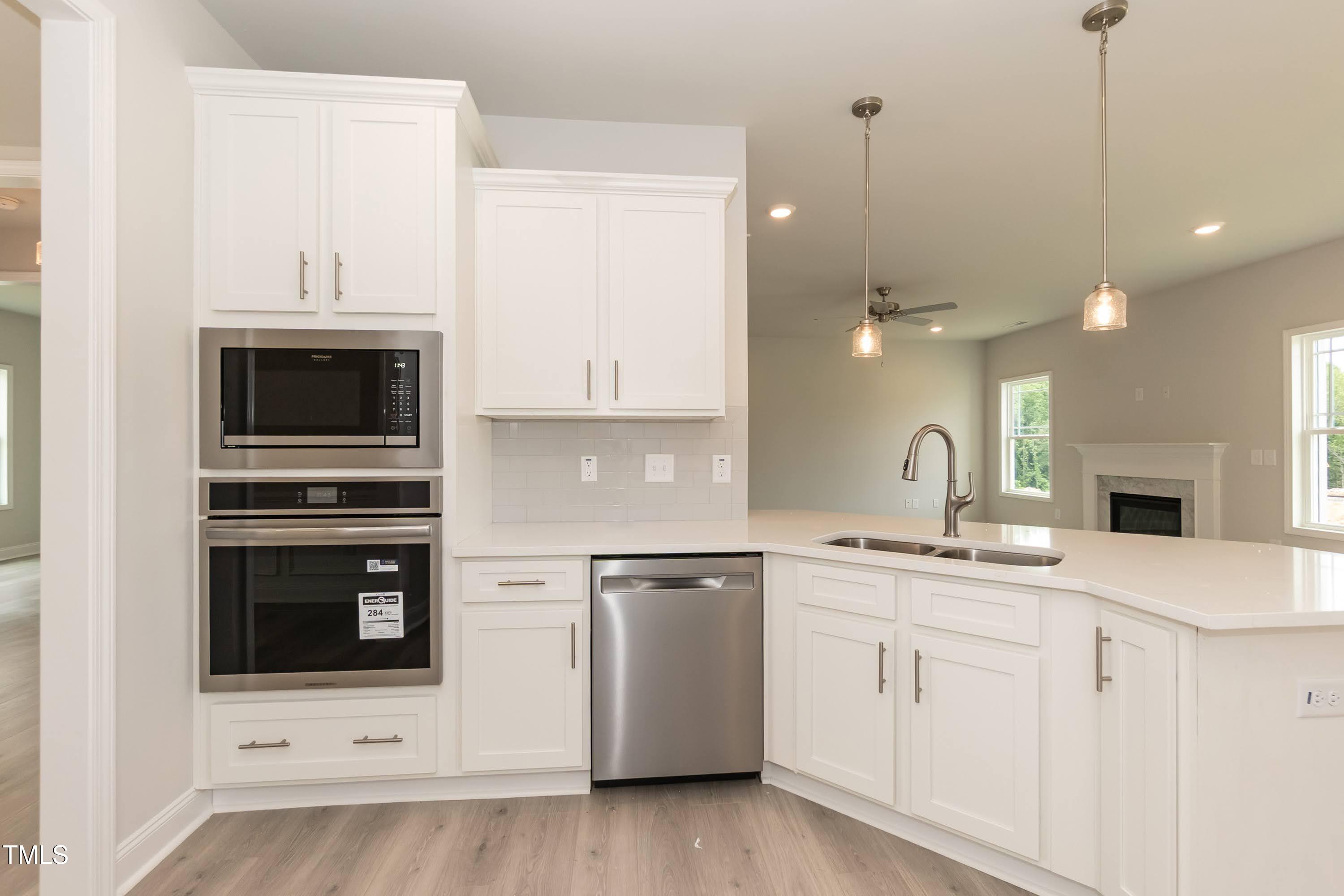 136 Newport Landing Property Photo 14